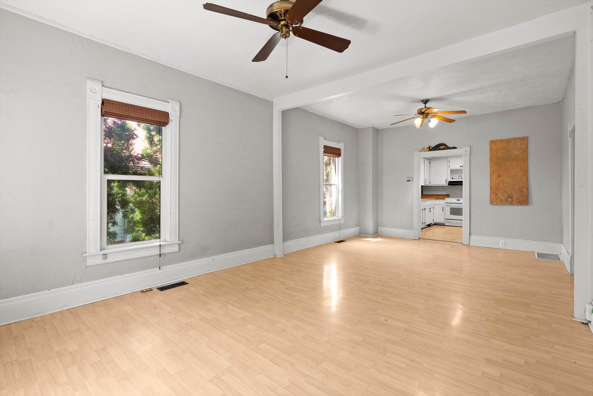 806 7th Avenue W Property Photo 6