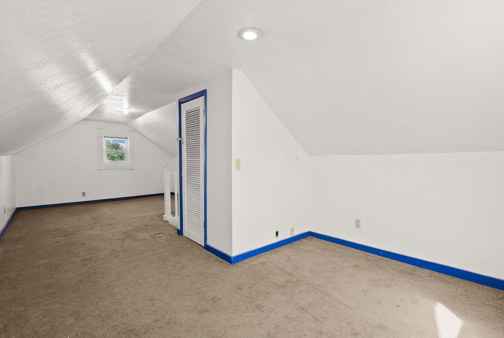 806 7th Avenue W Property Photo 17