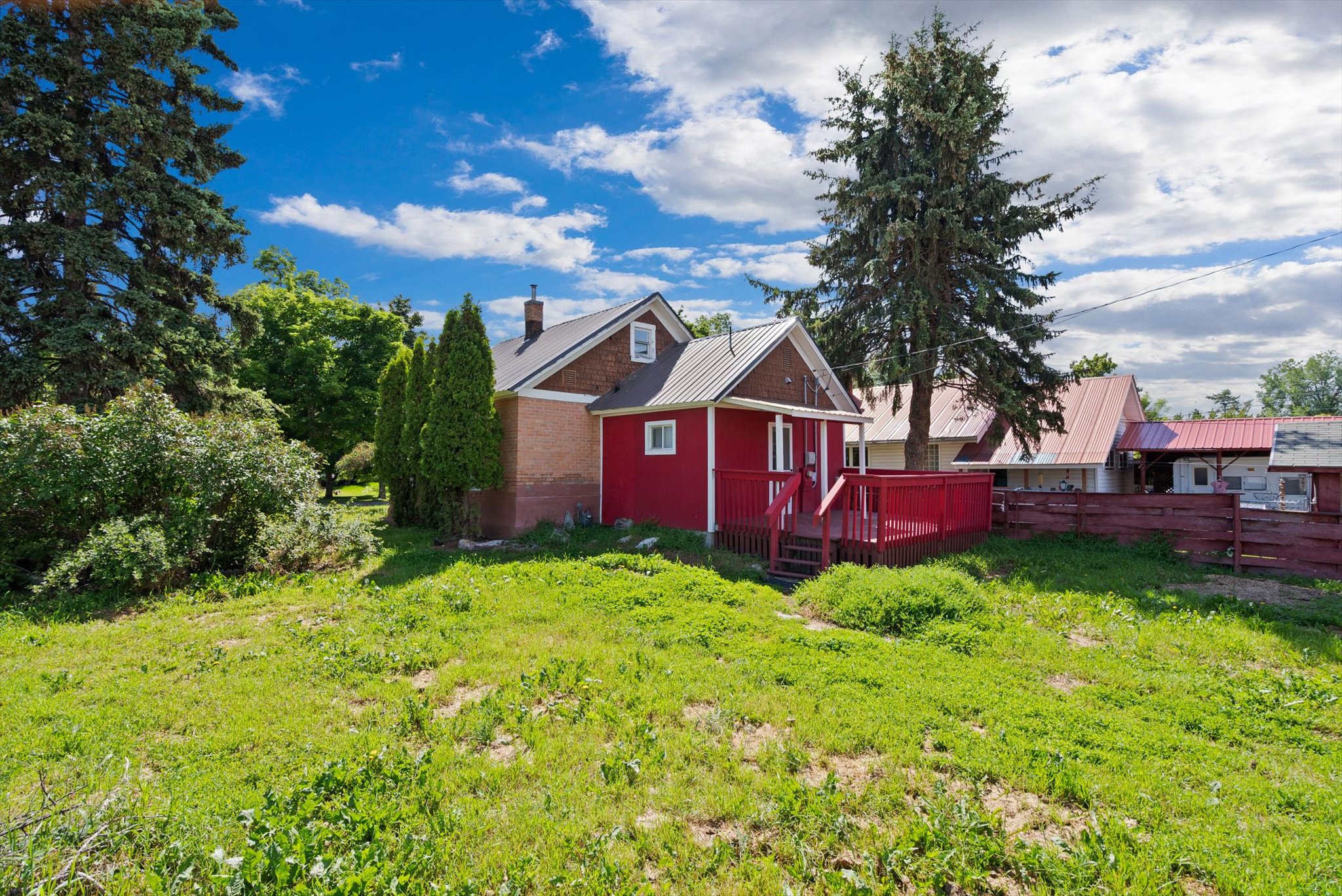 806 7th Avenue W Property Photo 22