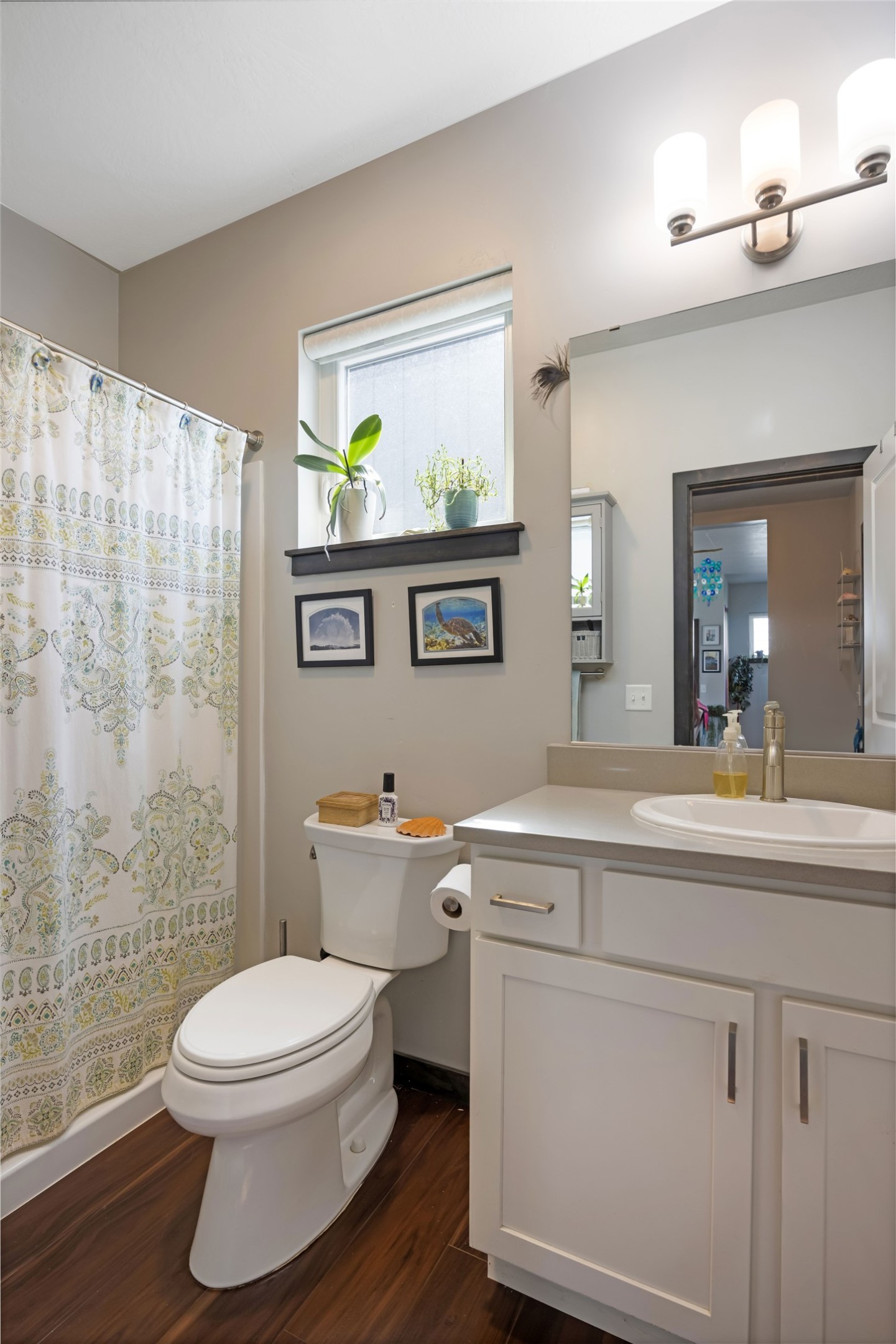 4111 Killarney Way Property Photo 8