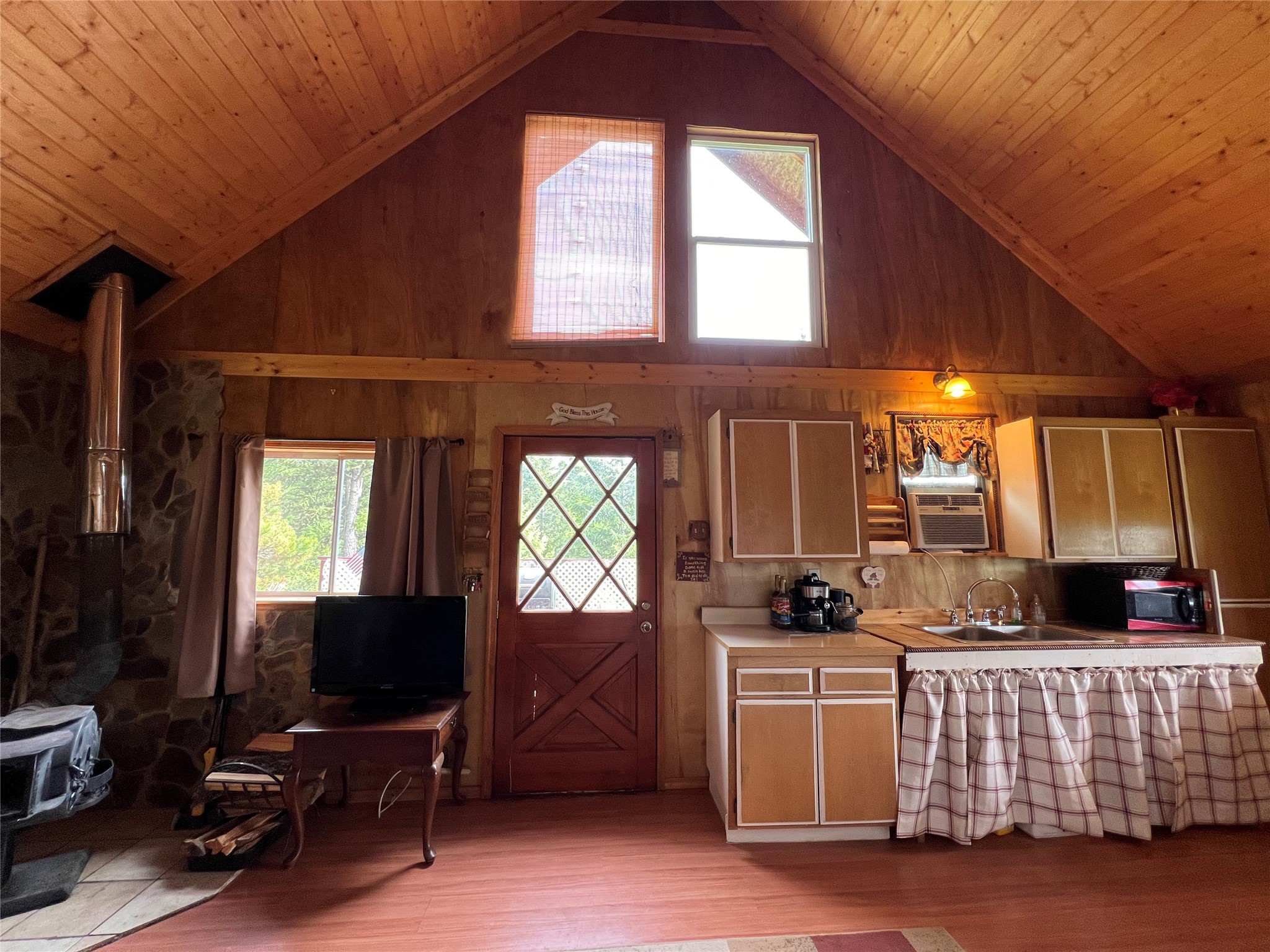 347 Soaring Eagle Trail Property Photo 32