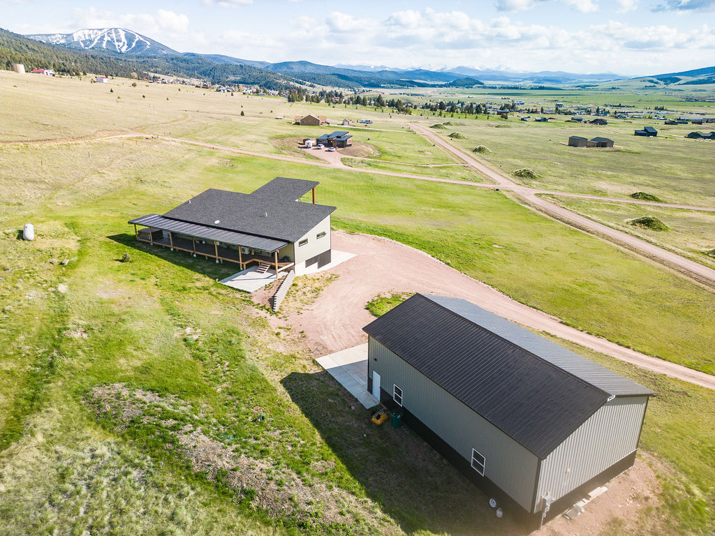 100 Stevie Lane Property Photo 12