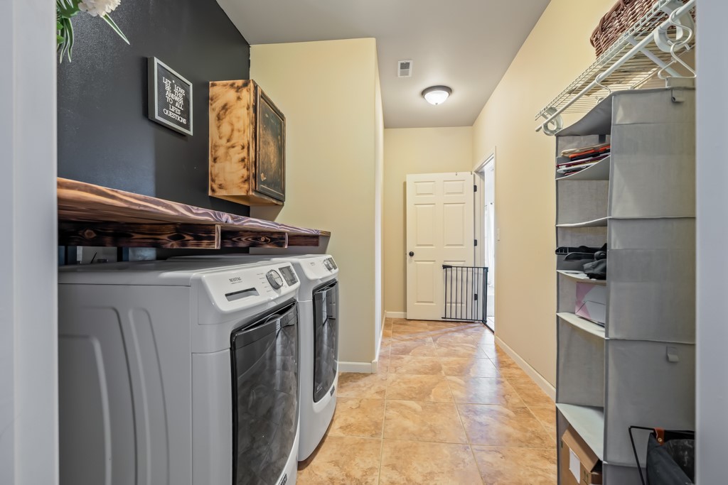 509 Zebra Street Property Photo 24