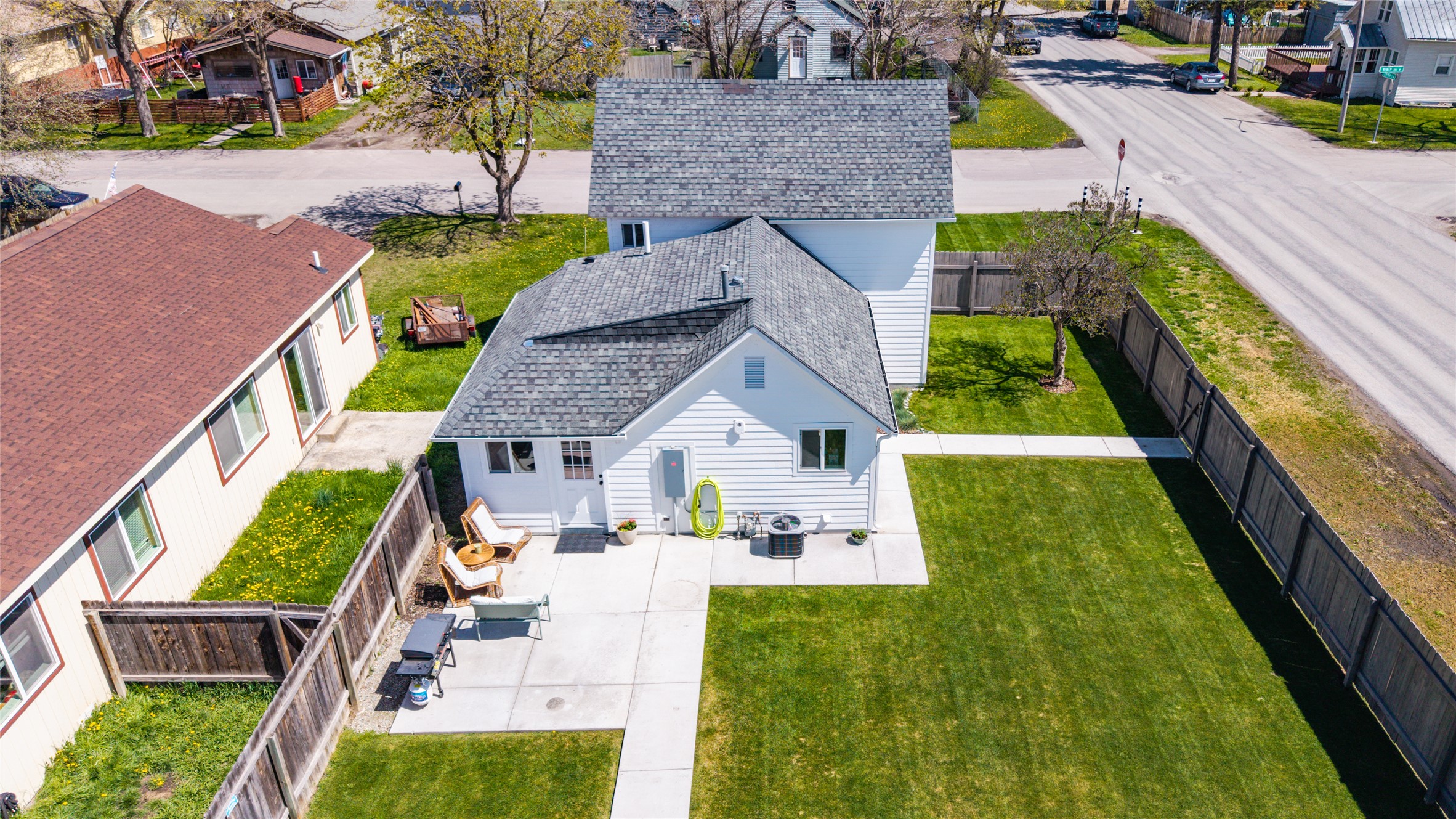 644 9th Avenue W Property Photo 6