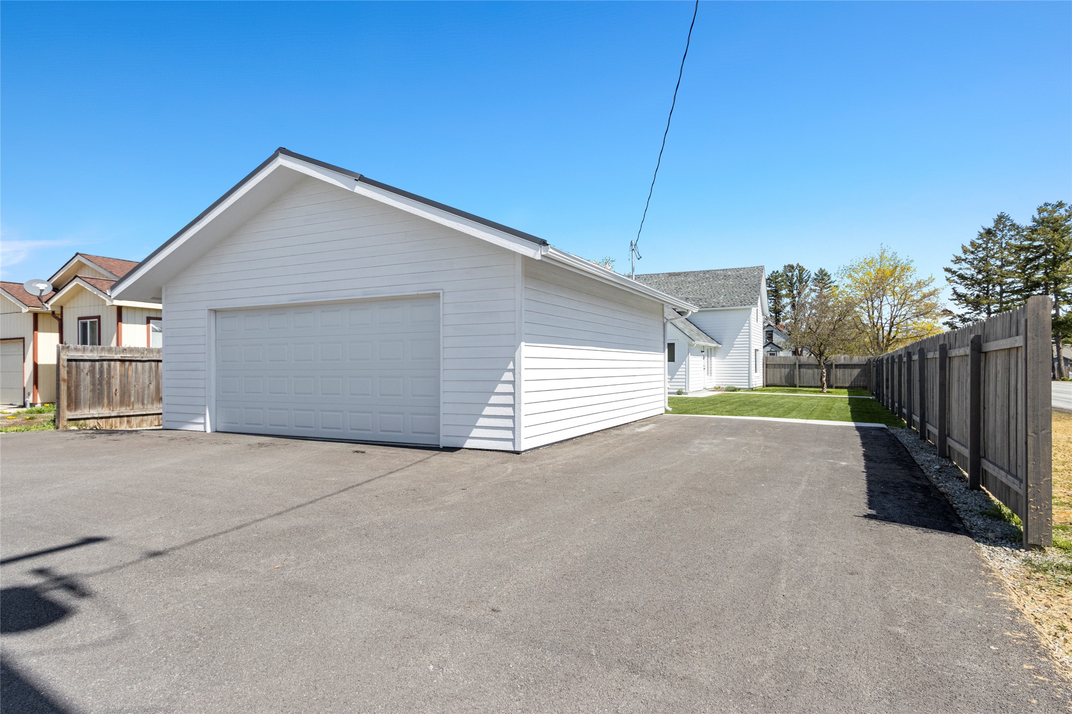 644 9th Avenue W Property Photo 27