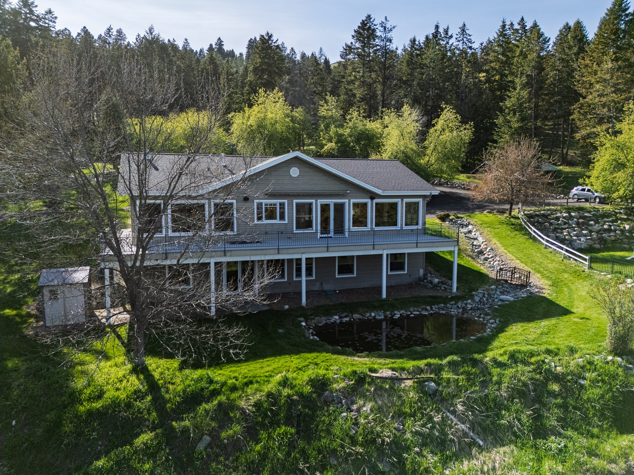 340 Lake Hills Drive Property Photo 3