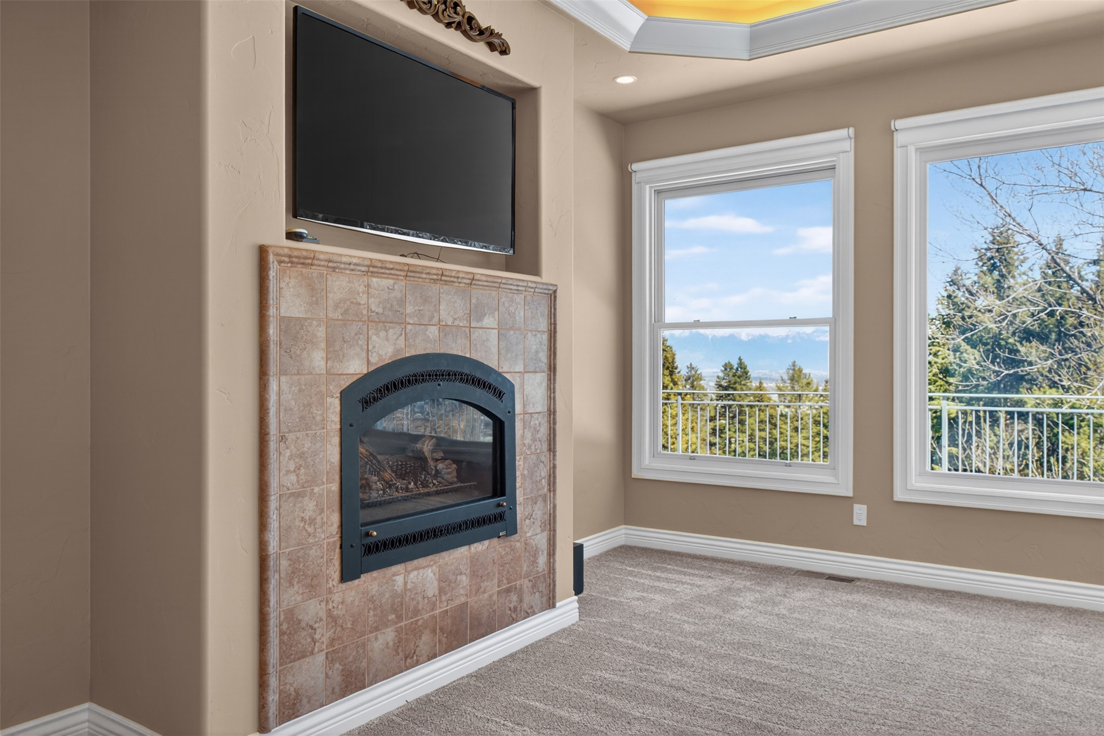 340 Lake Hills Drive Property Photo 31