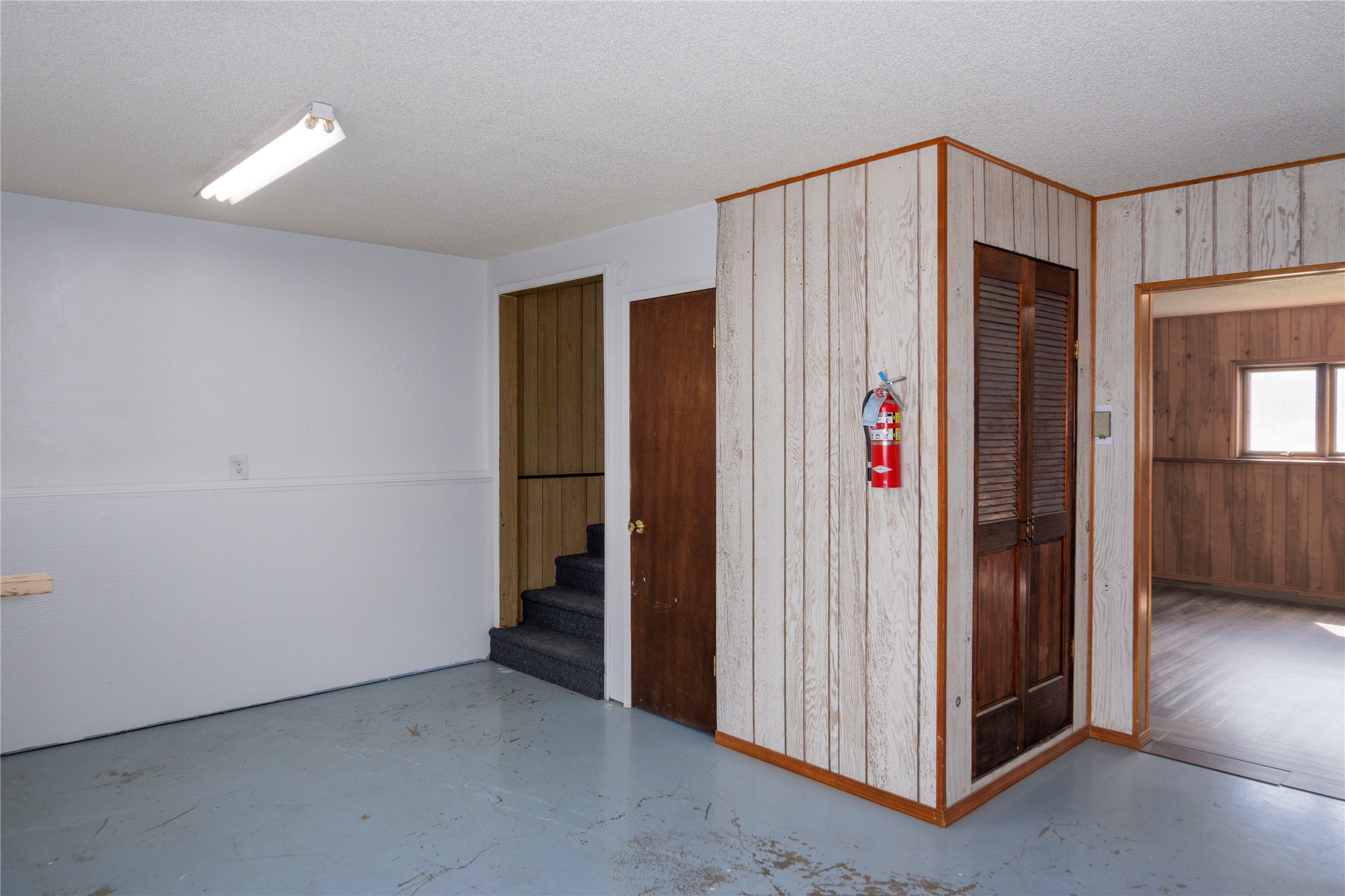 213 E Missoula Avenue Property Photo 36