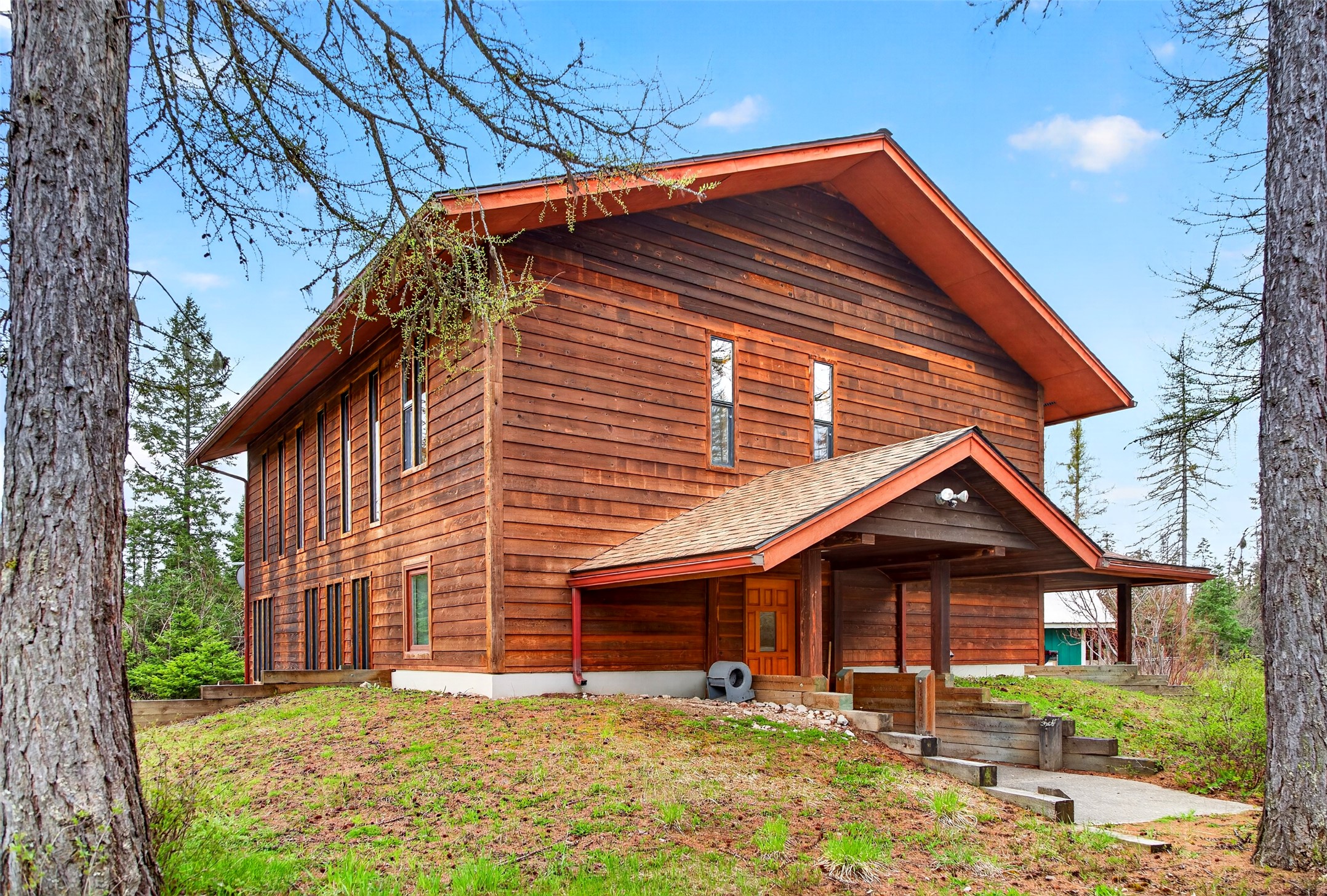 3820 Foothill Road Property Photo 6