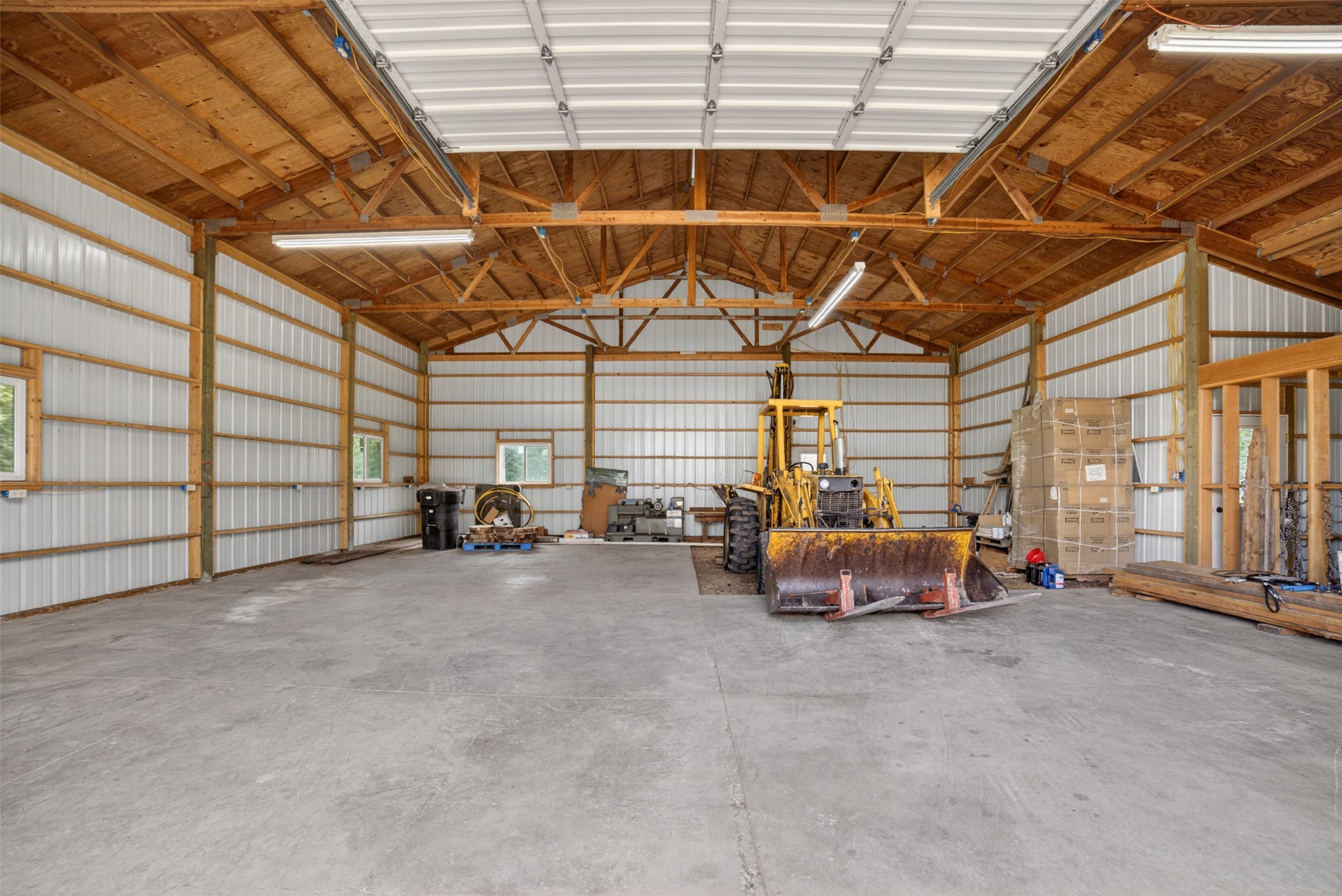 3820 Foothill Road Property Photo 17