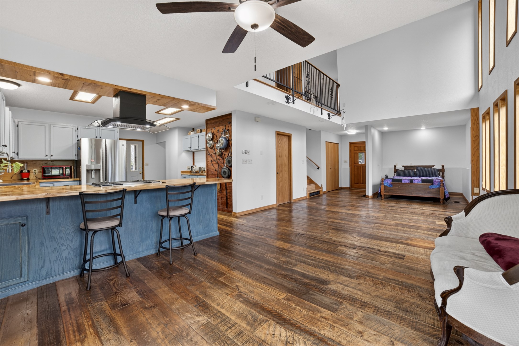 3820 Foothill Road Property Photo 24