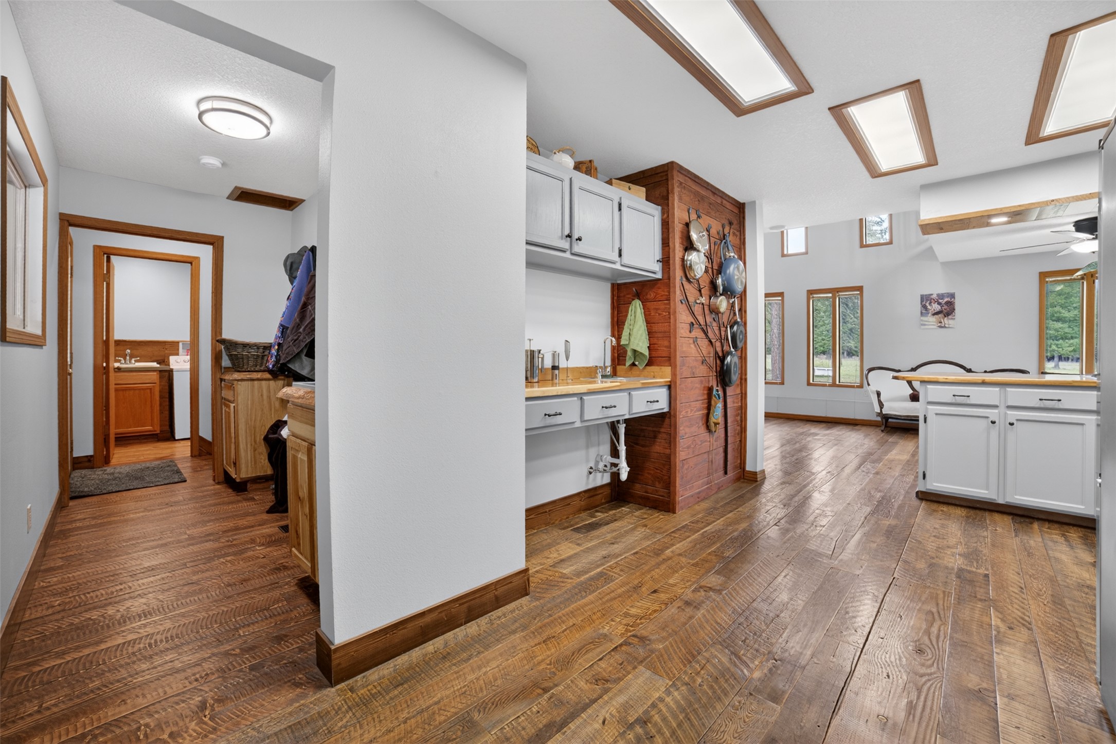 3820 Foothill Road Property Photo 29