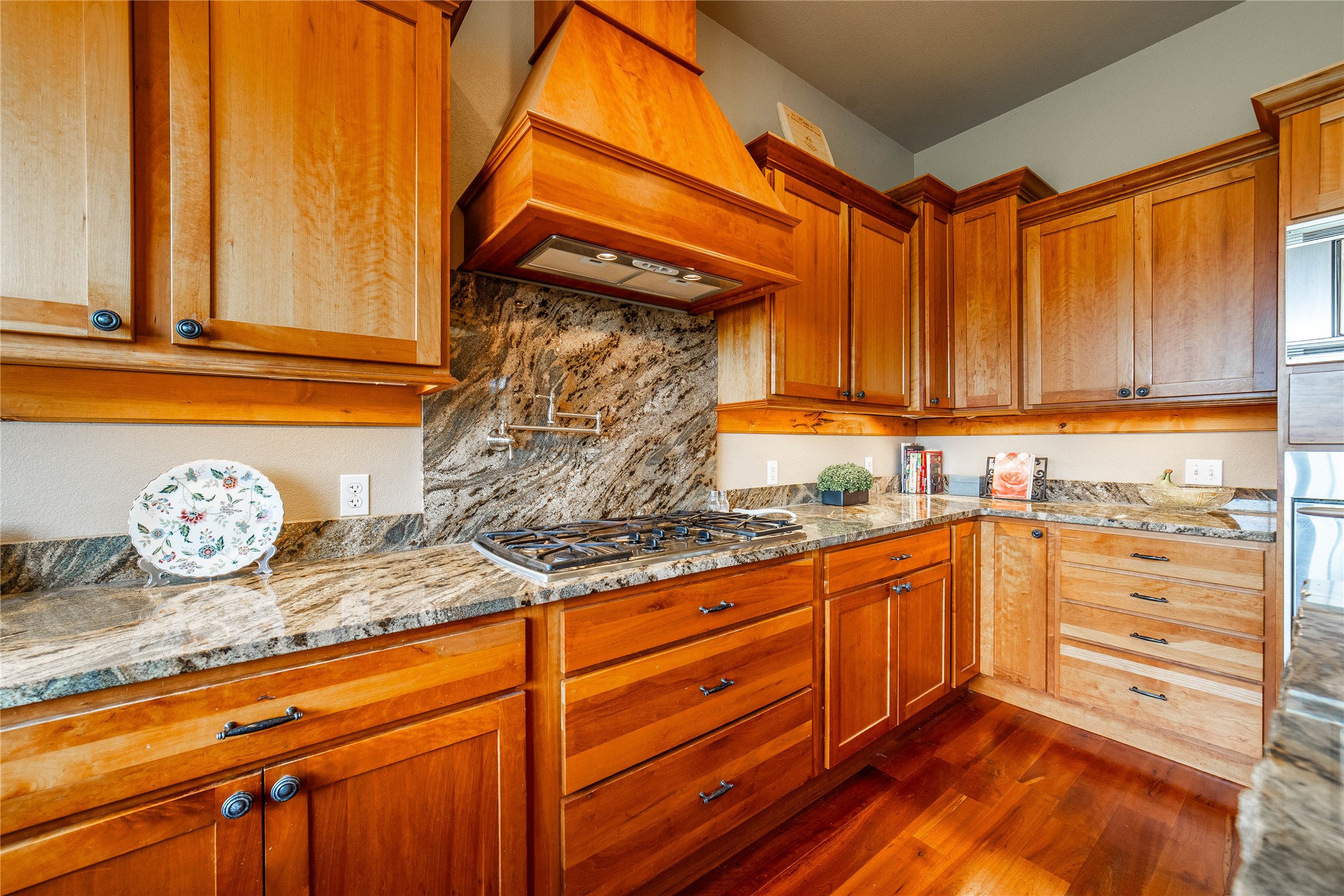 158 Stoneridge Drive Property Photo 18