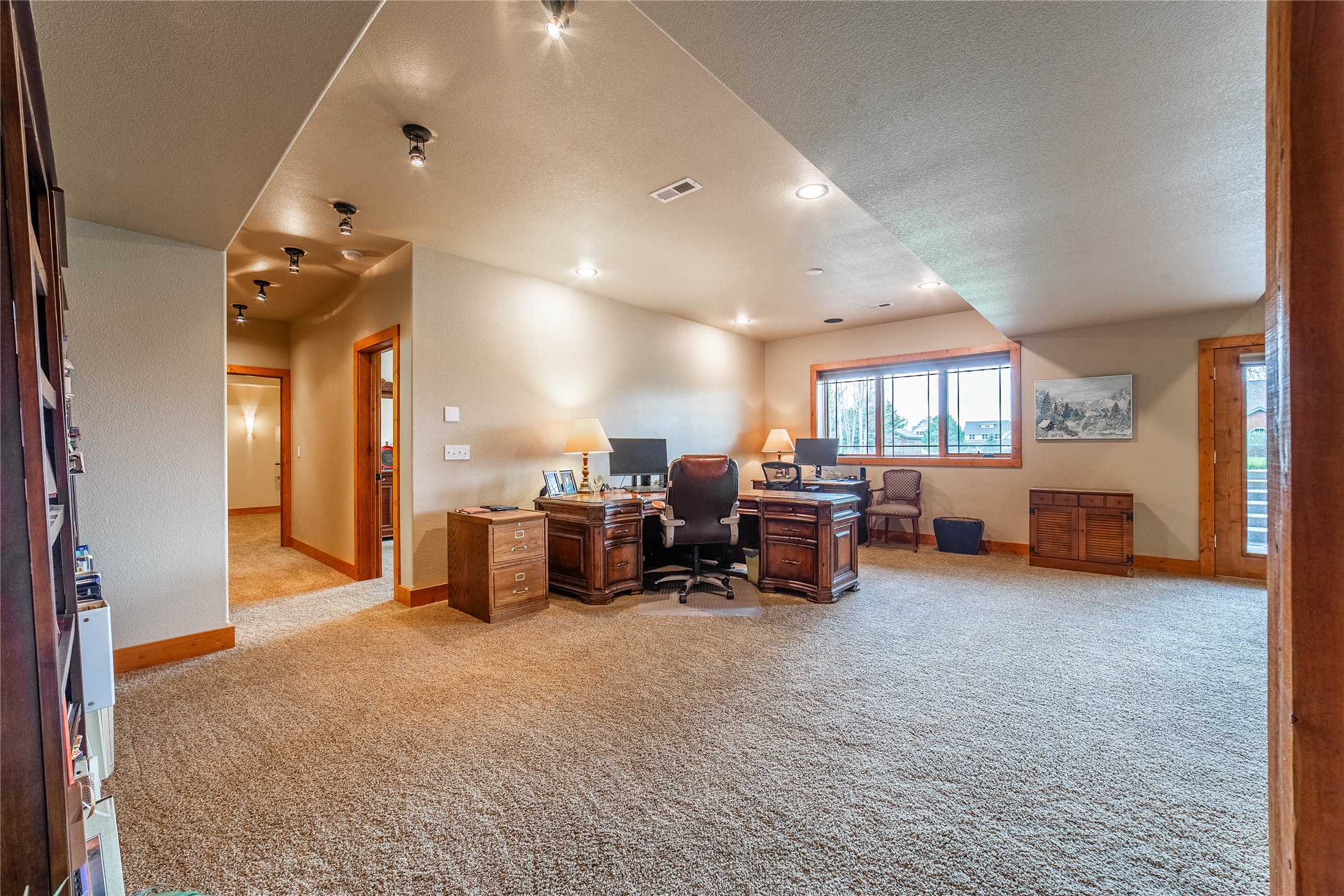 158 Stoneridge Drive Property Photo 49