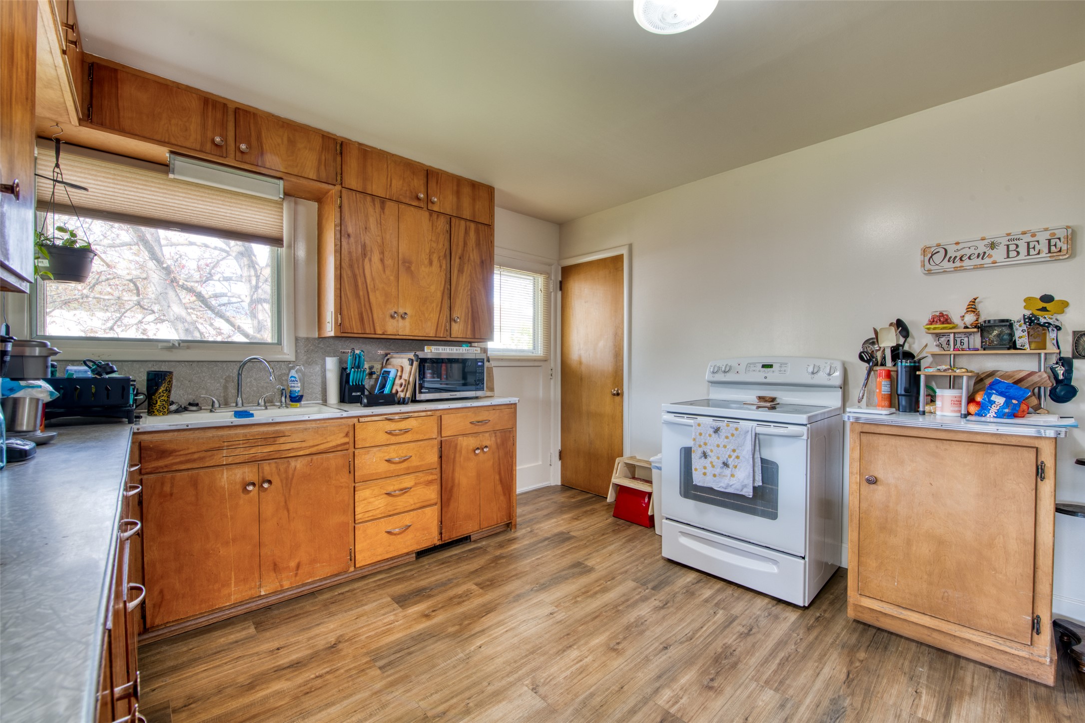 417 S 8th Street Property Photo 9