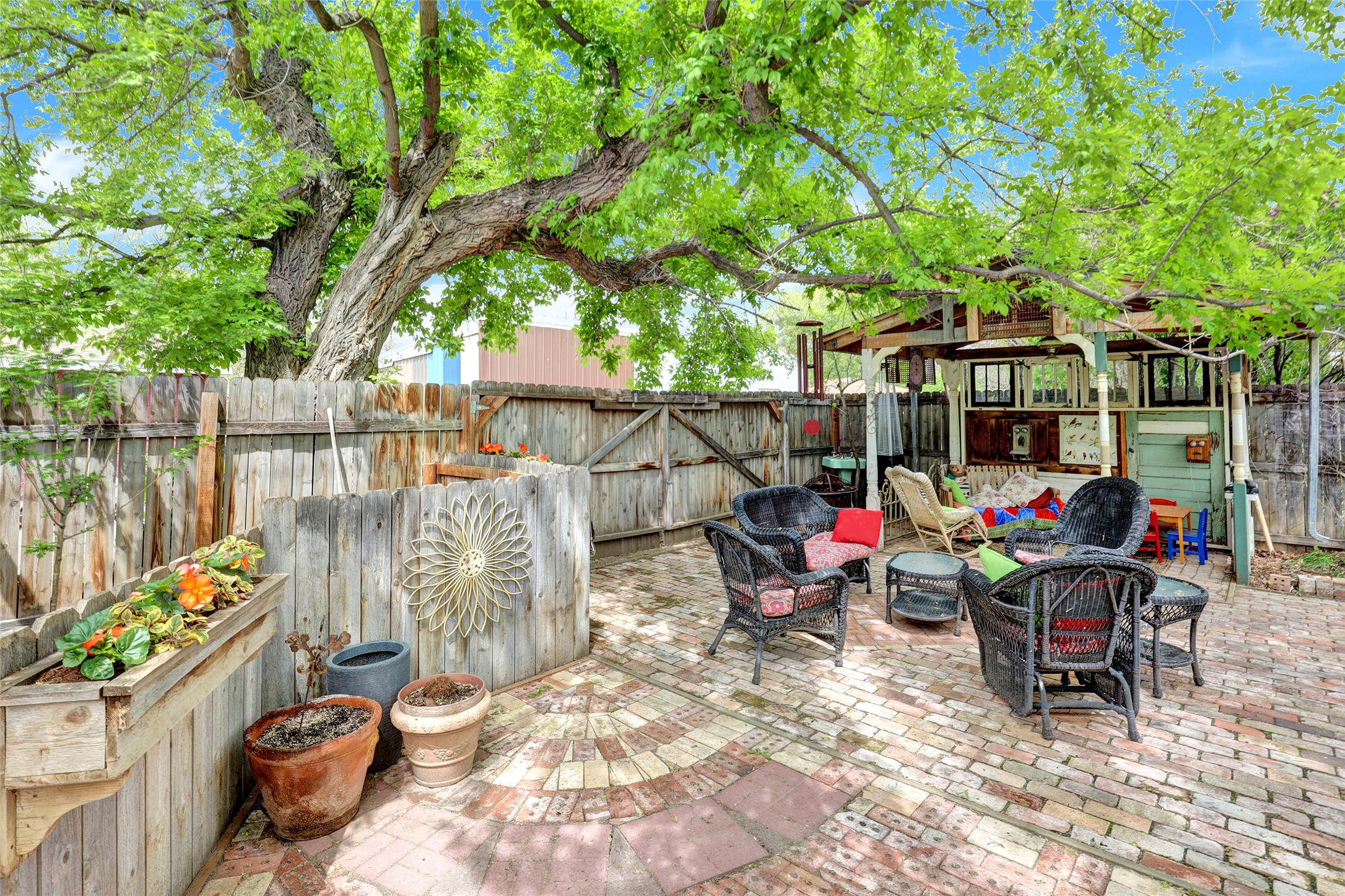 1702 Main Street Property Photo 12