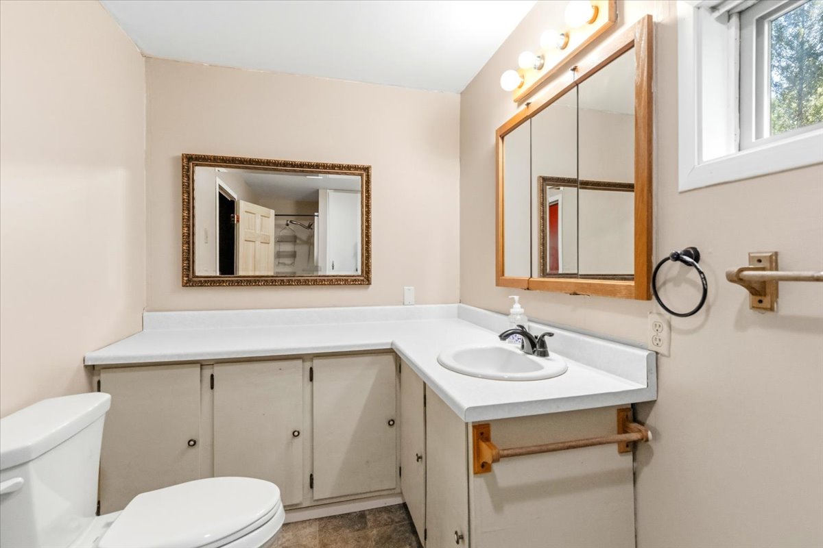 111 Terning Drive W Property Photo 15