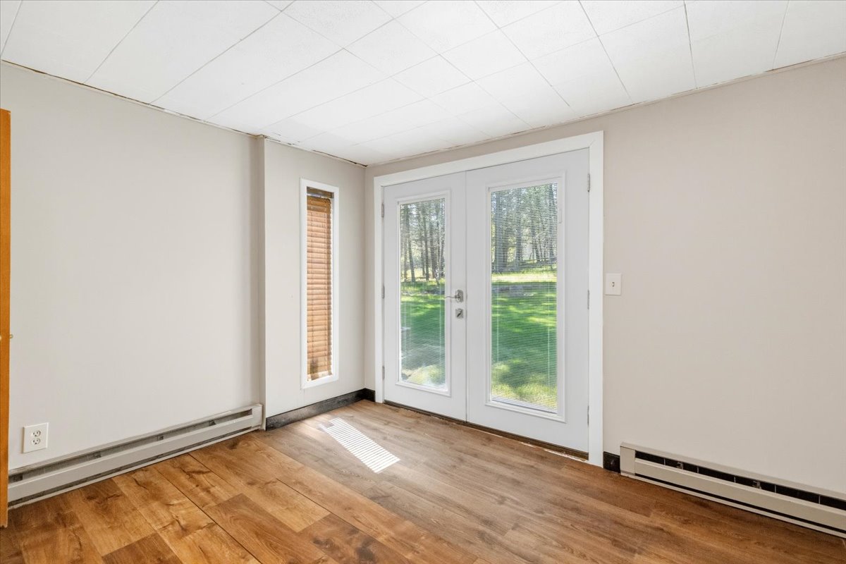 111 Terning Drive W Property Photo 20