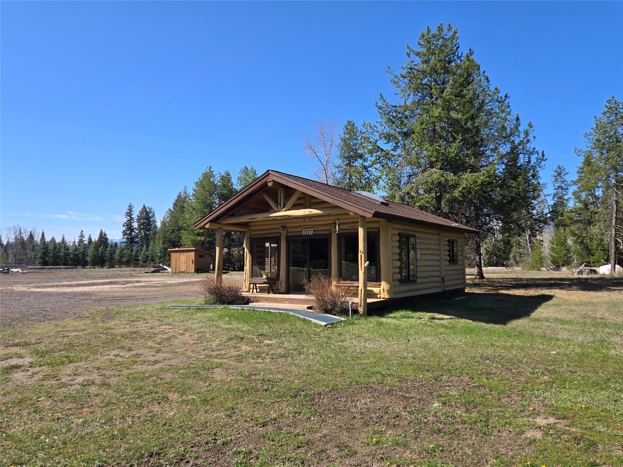 7377 Mt Highway 83 Property Photo 1