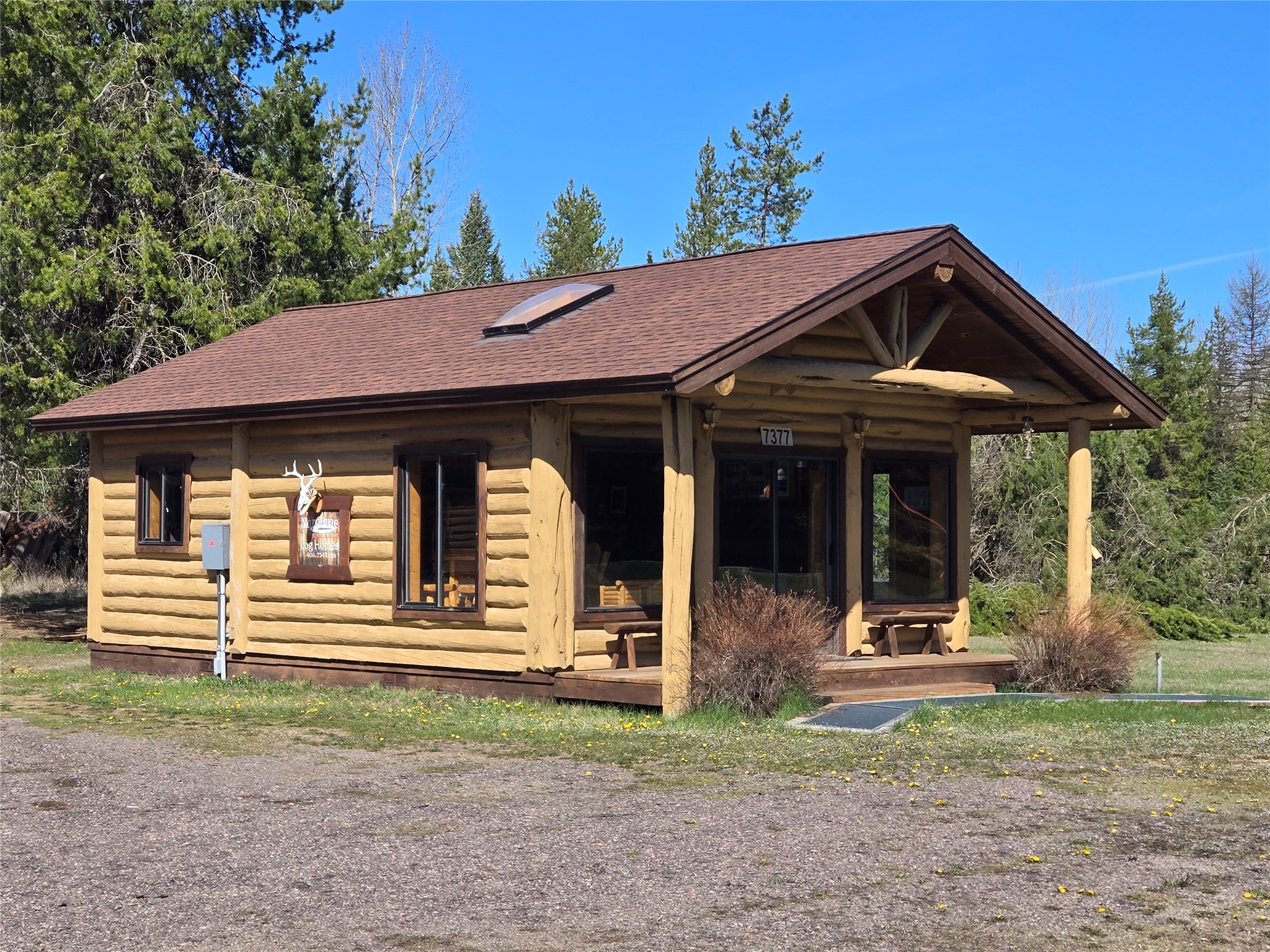 7377 Mt Highway 83 Property Photo 2