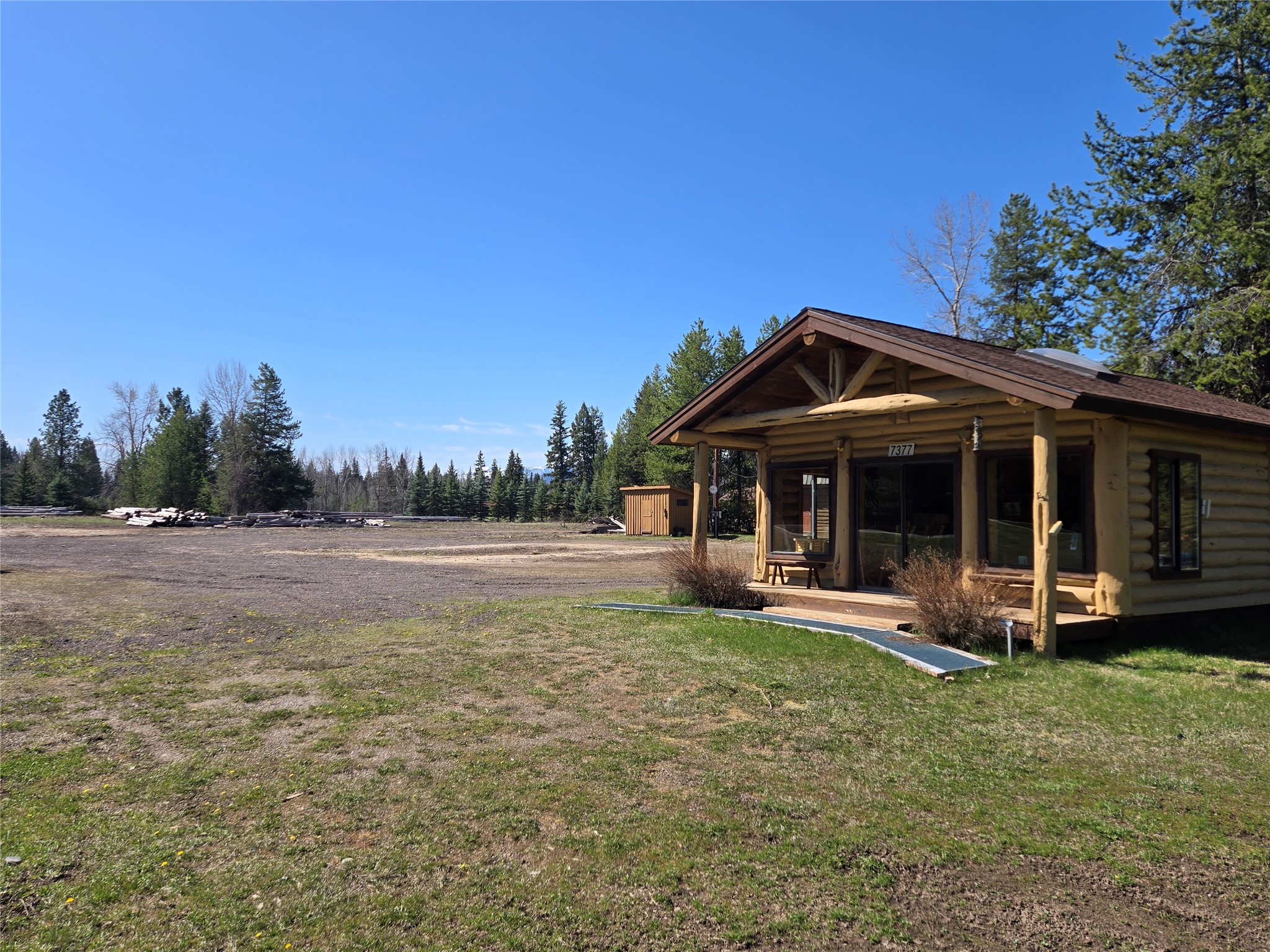 7377 Mt Highway 83 Property Photo 11