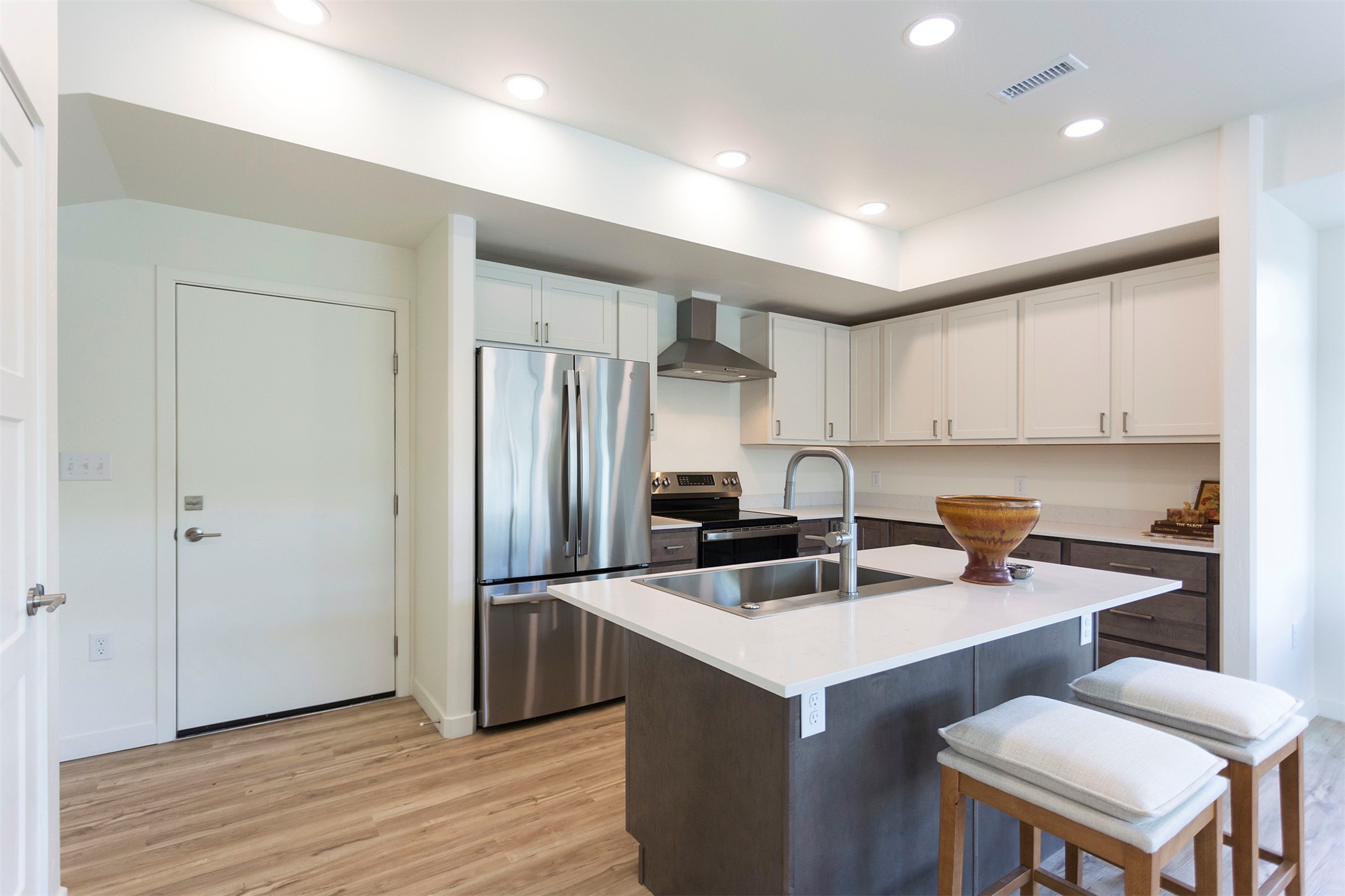 1705 Scott Street H Property Photo 5