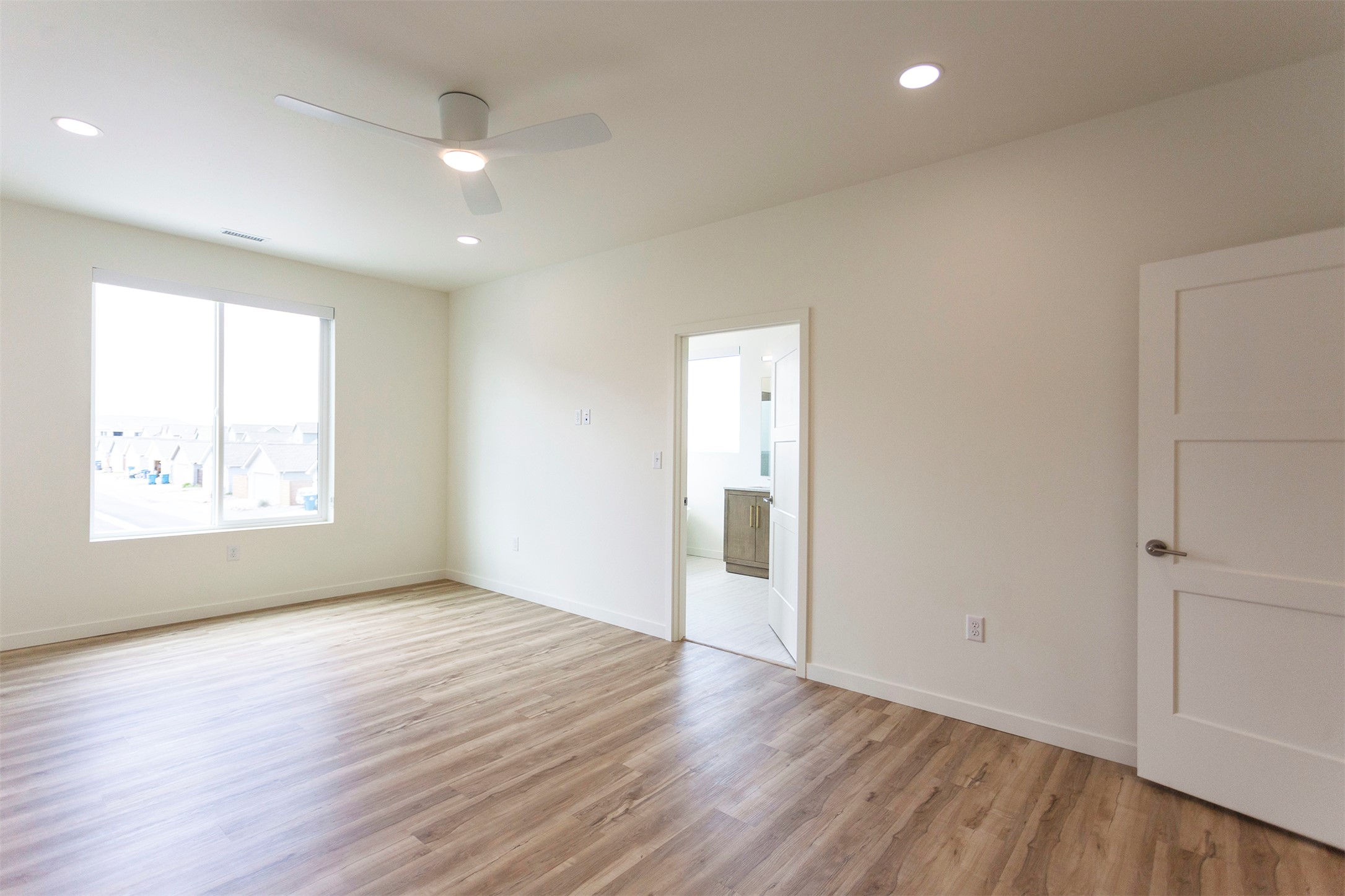 1705 Scott Street H Property Photo 10
