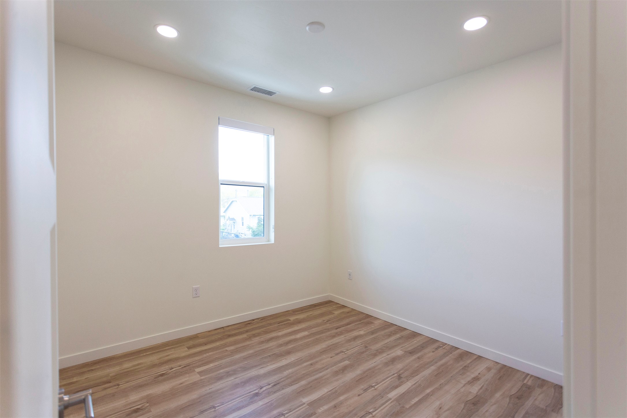 1705 Scott Street H Property Photo 17