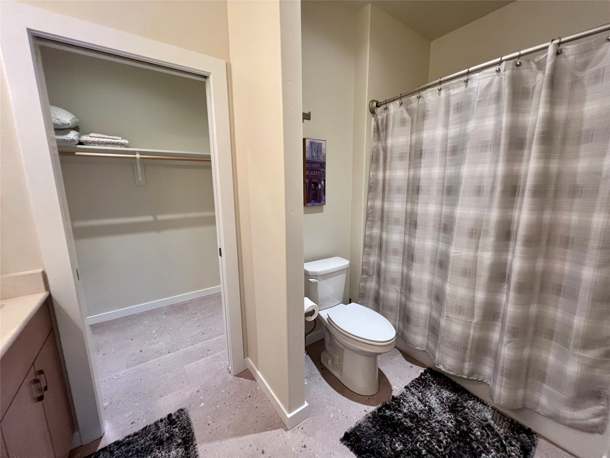 25421 Three Moon Drive Property Photo 20