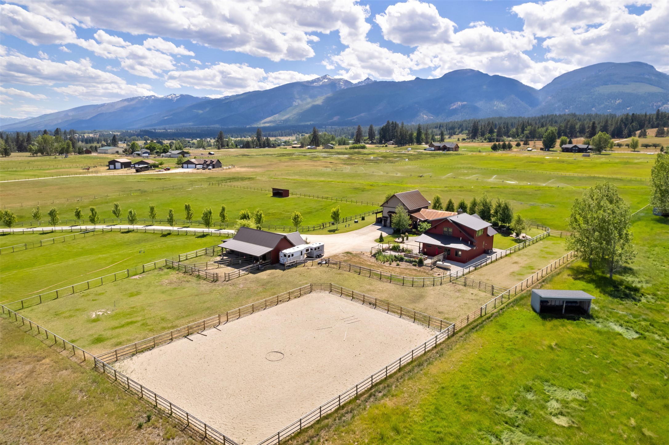1447 Crowfoot Lane Property Photo 45
