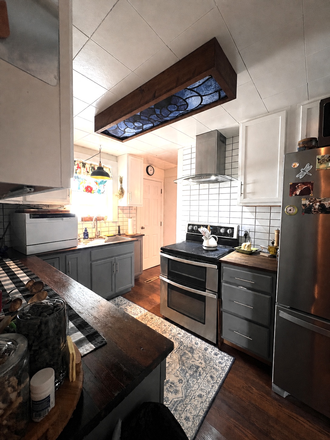 611 S Illinois Street Property Photo 4