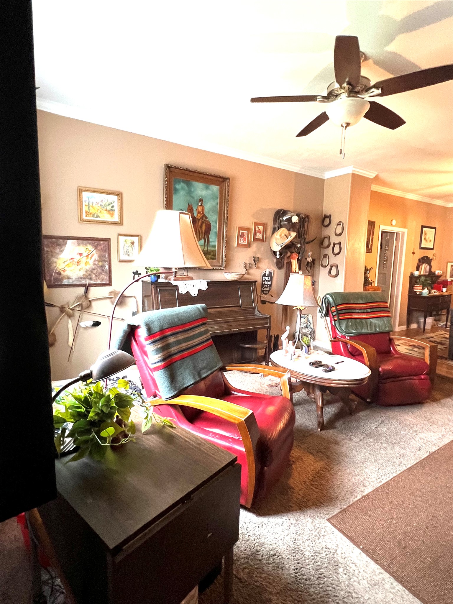 611 S Illinois Street Property Photo 20