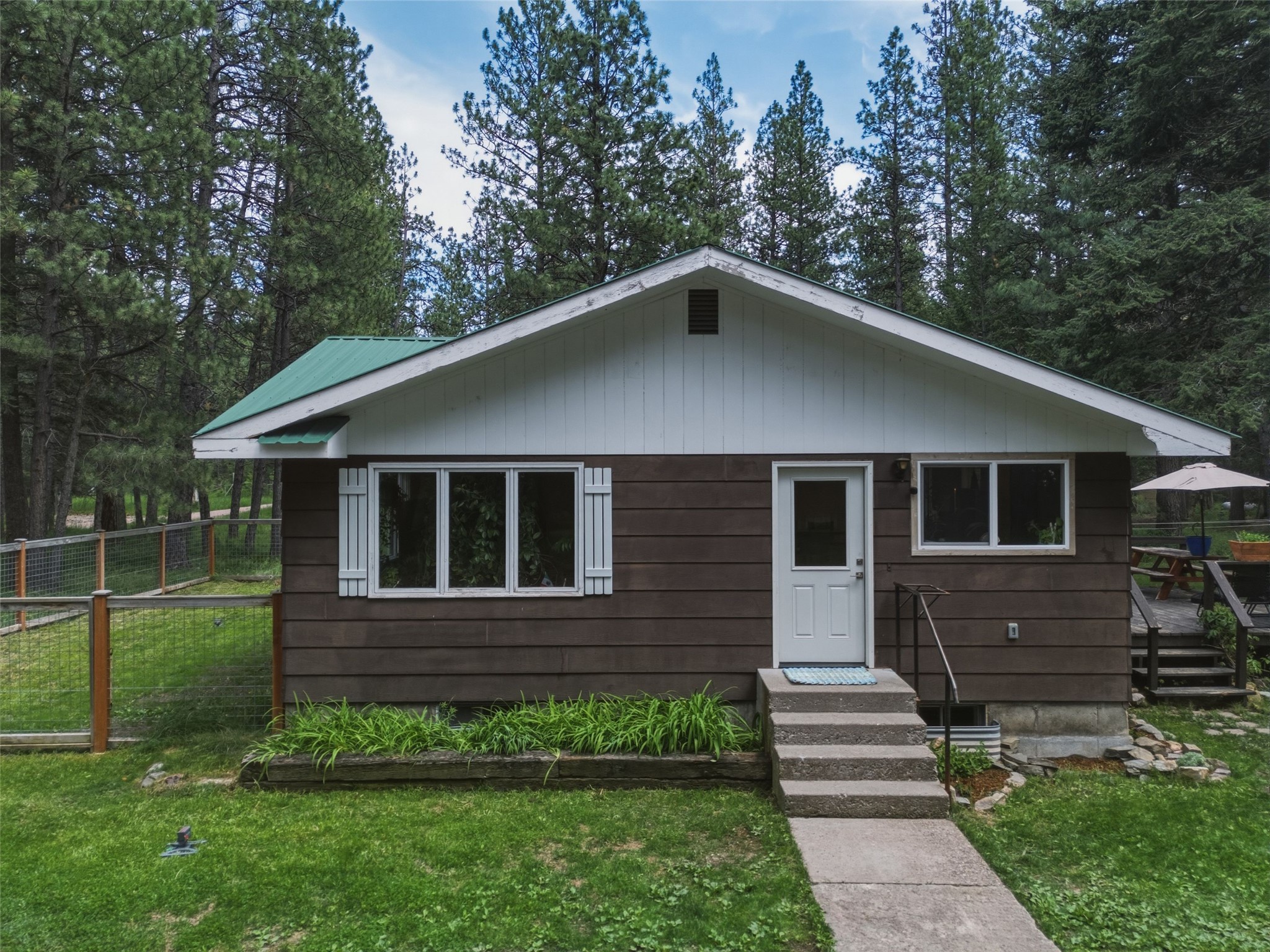 18225 Violet Lane Property Photo 1