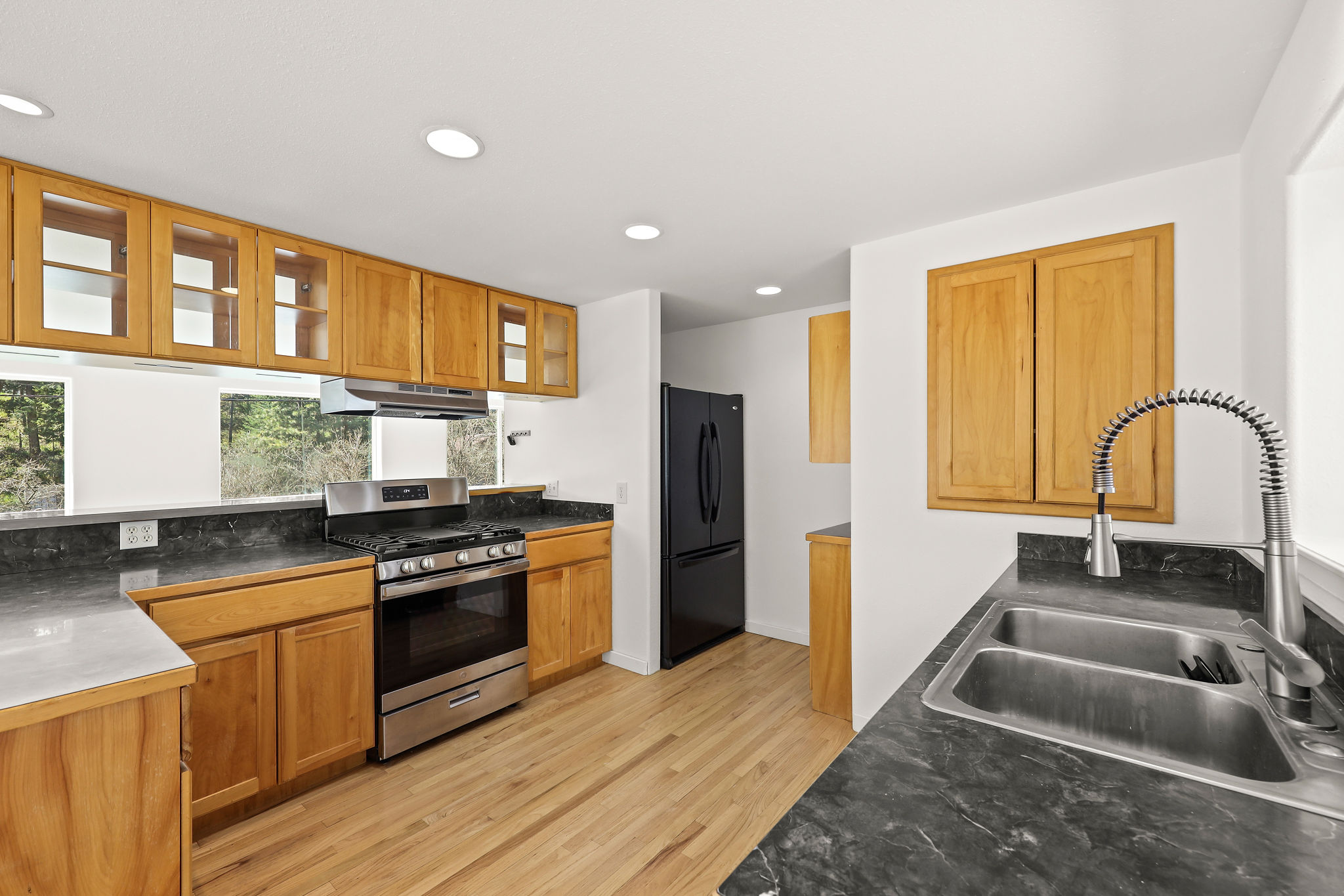 121 & 135 Boon Road Property Photo 16