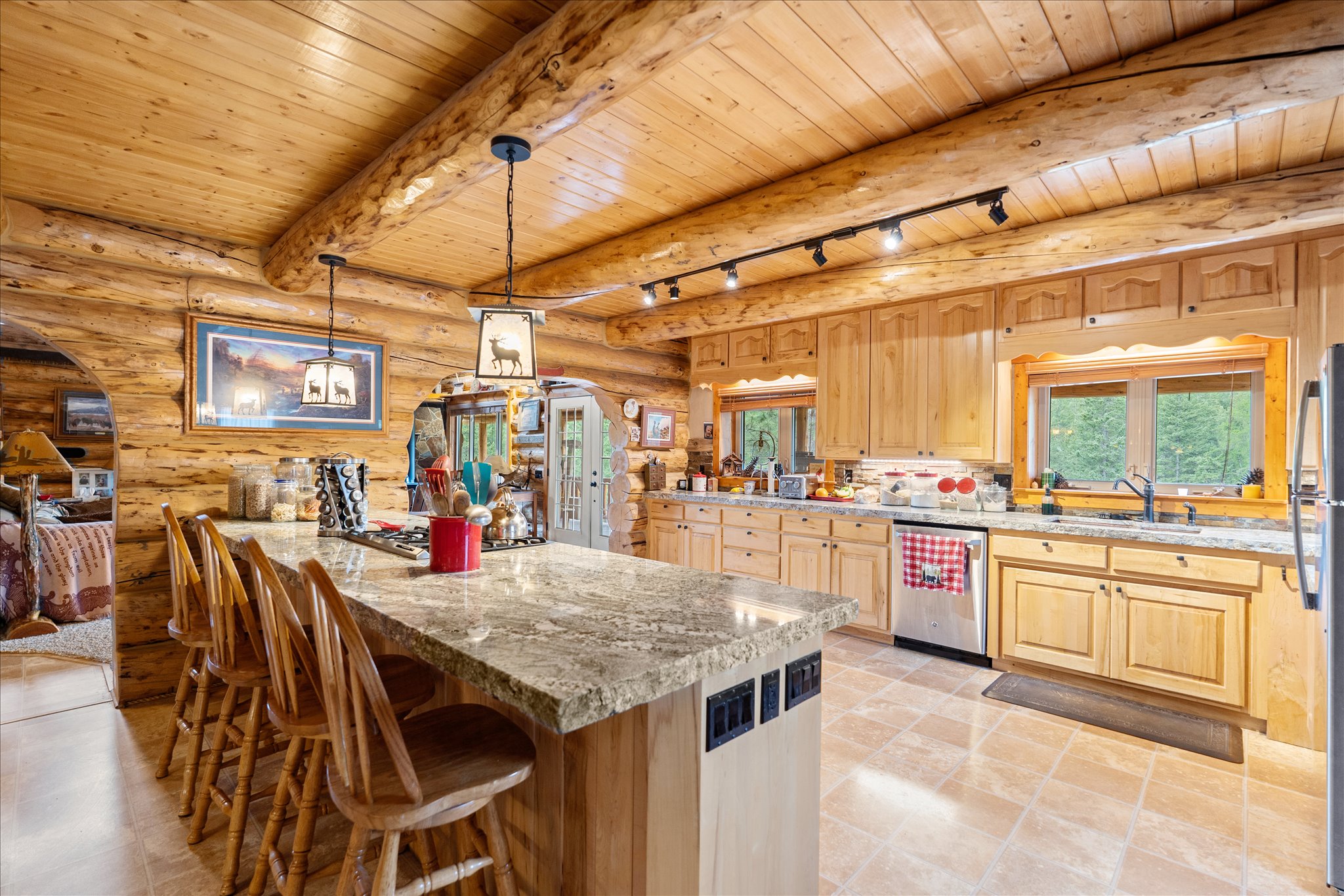 226 Angel Trail Property Photo 7