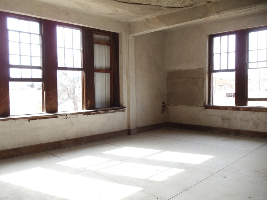 1250 Sierra Road E Property Photo 11