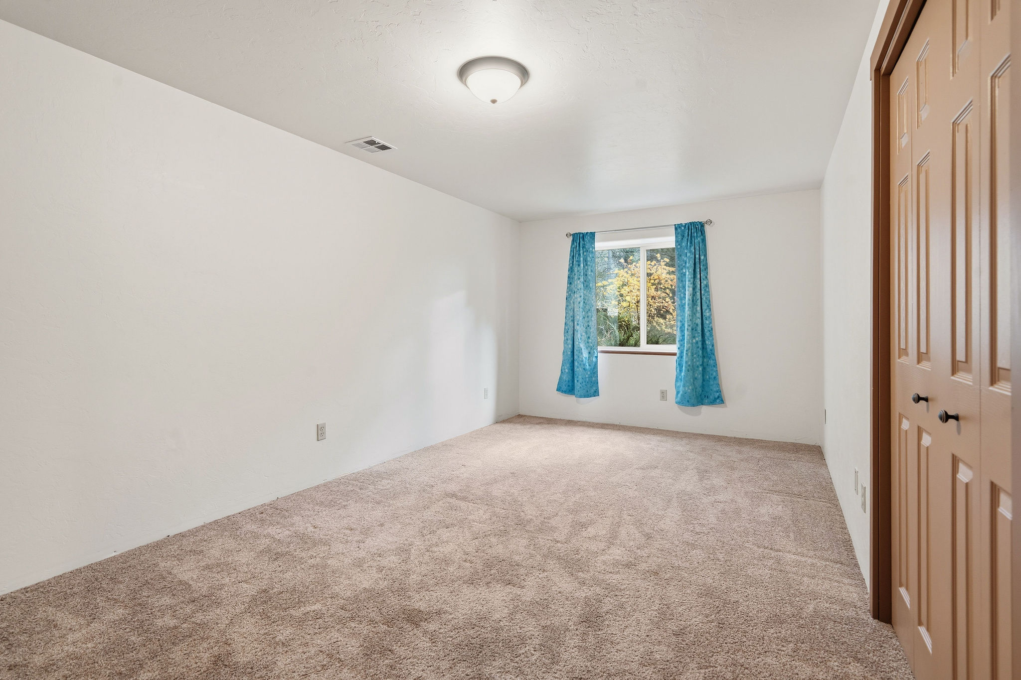 380 S Eighty Drive Property Photo 55