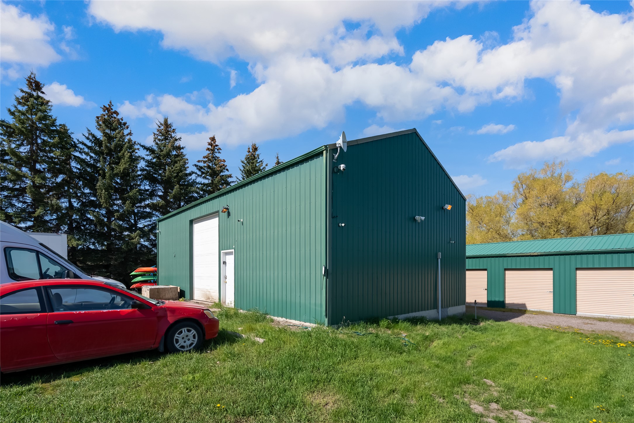 3890 Hwy 2 E Property Photo 10