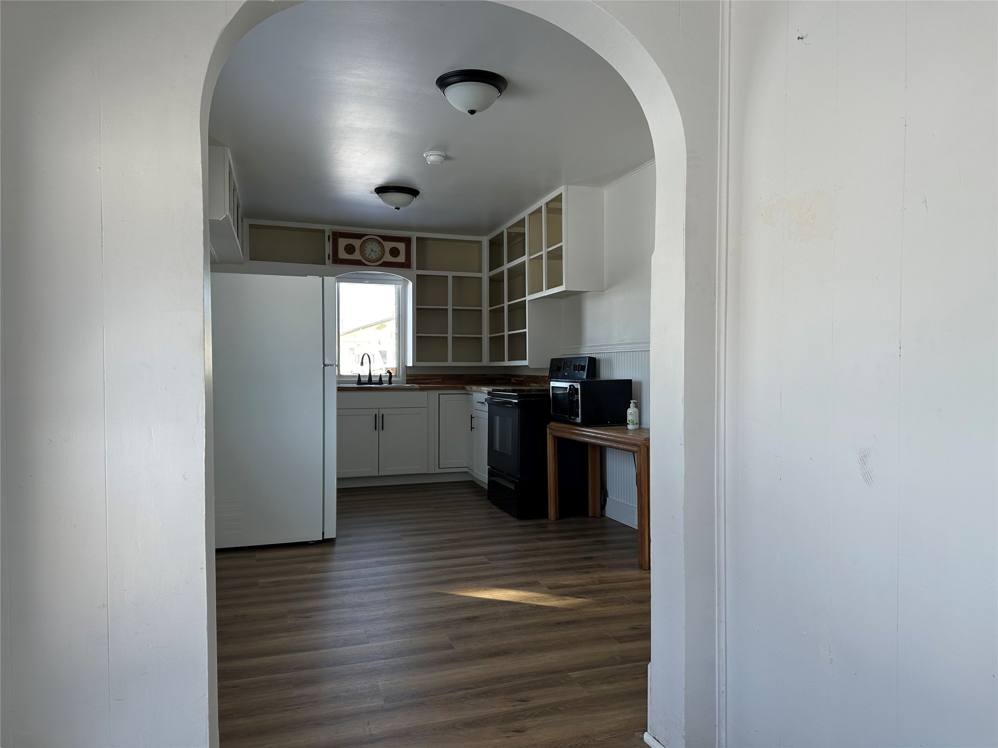 3890 Hwy 2 E Property Photo 18
