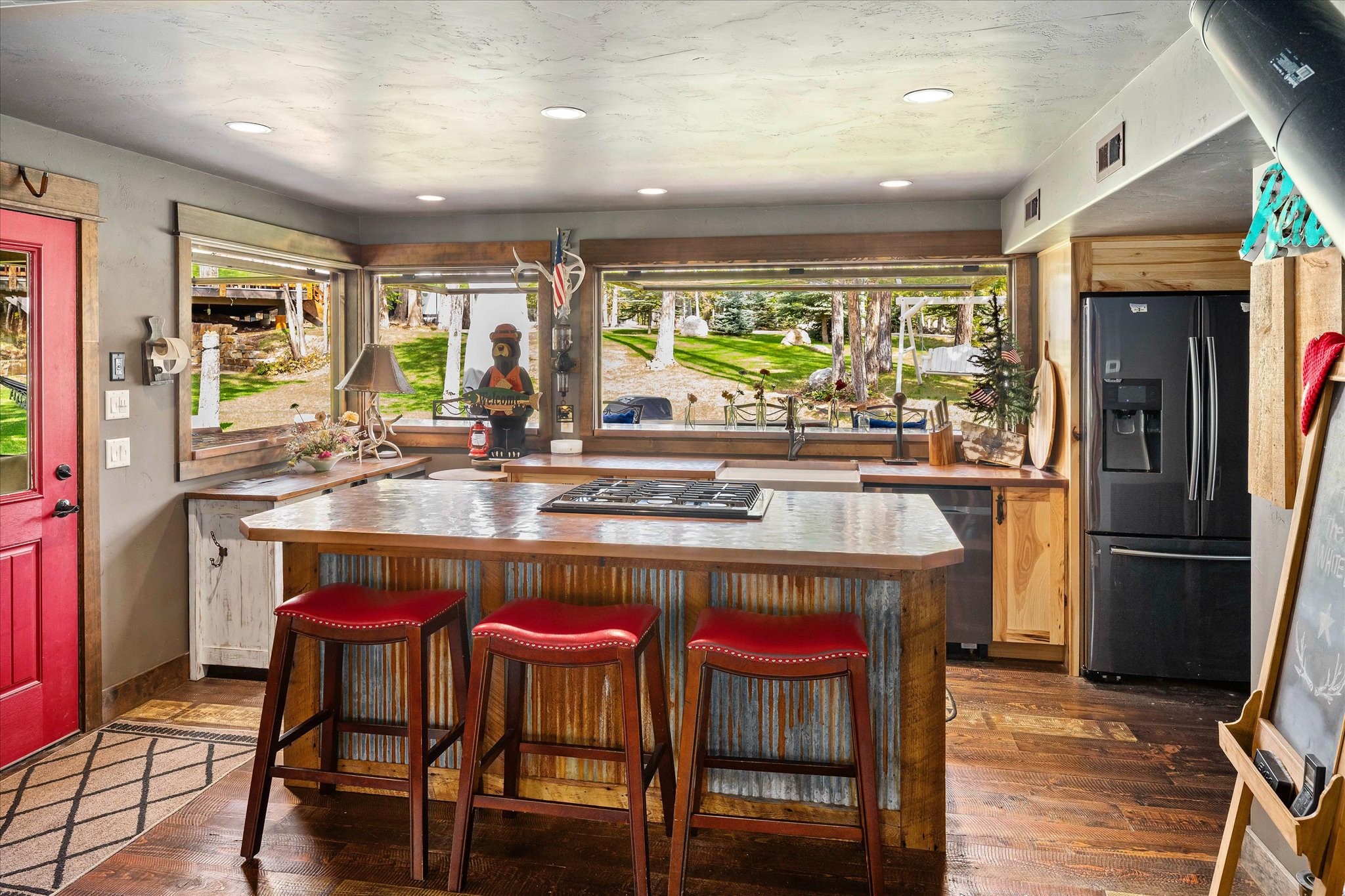 2130 Lion Mountain Road Property Photo 41