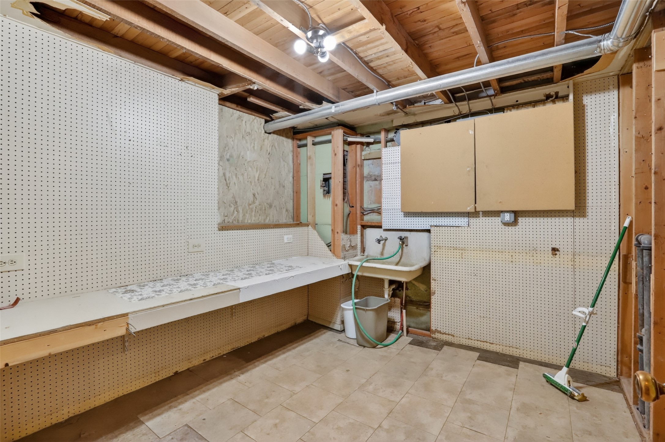 514 Central Avenue Property Photo 27