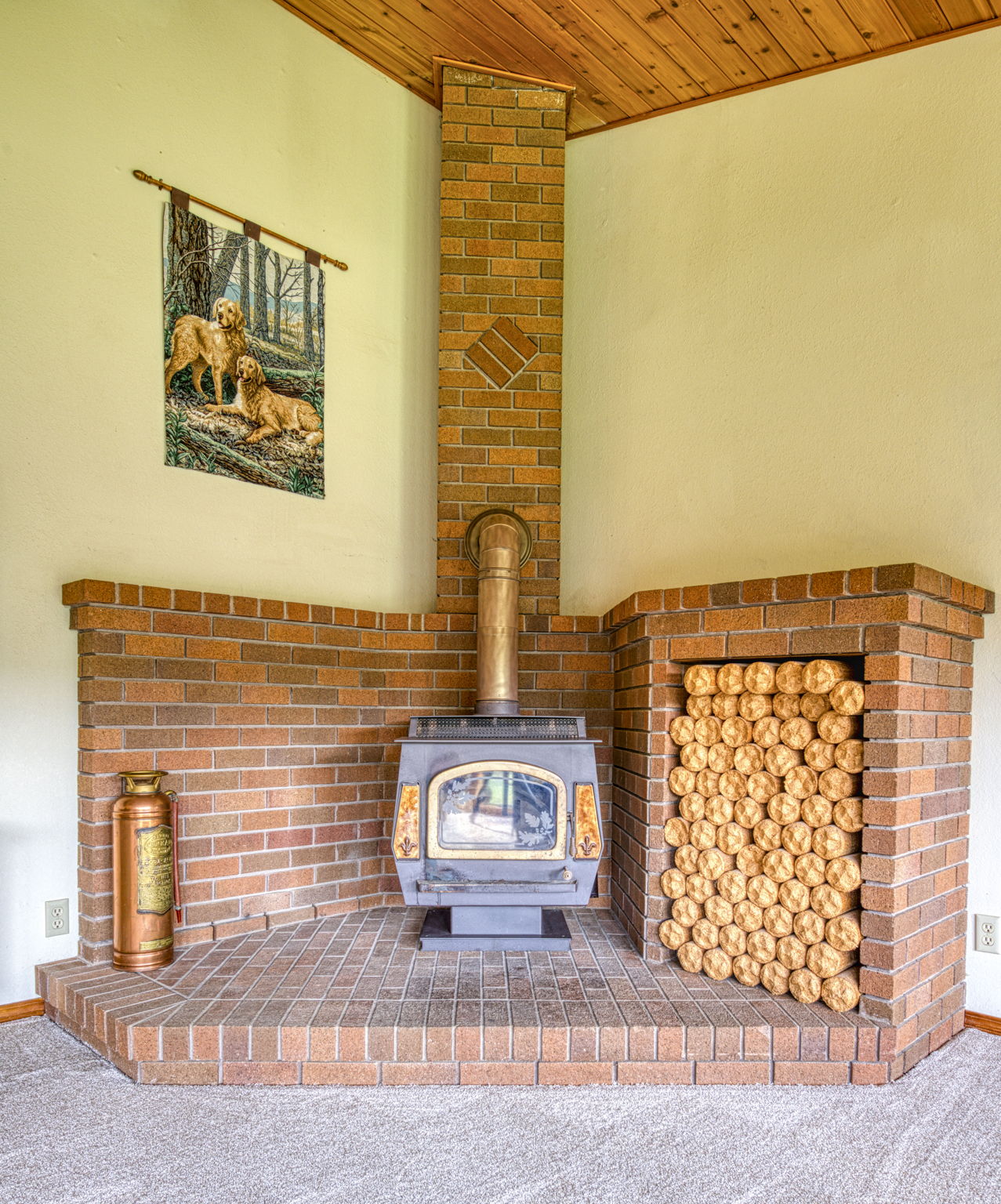 71 Four Corners Road N Property Photo 5