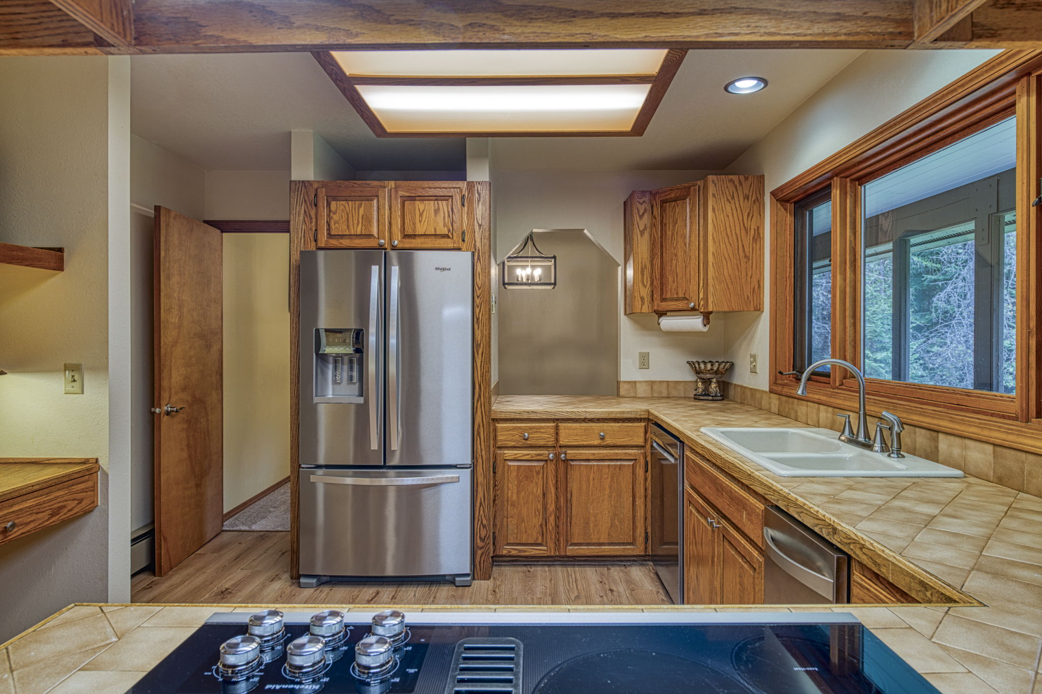 71 Four Corners Road N Property Photo 11