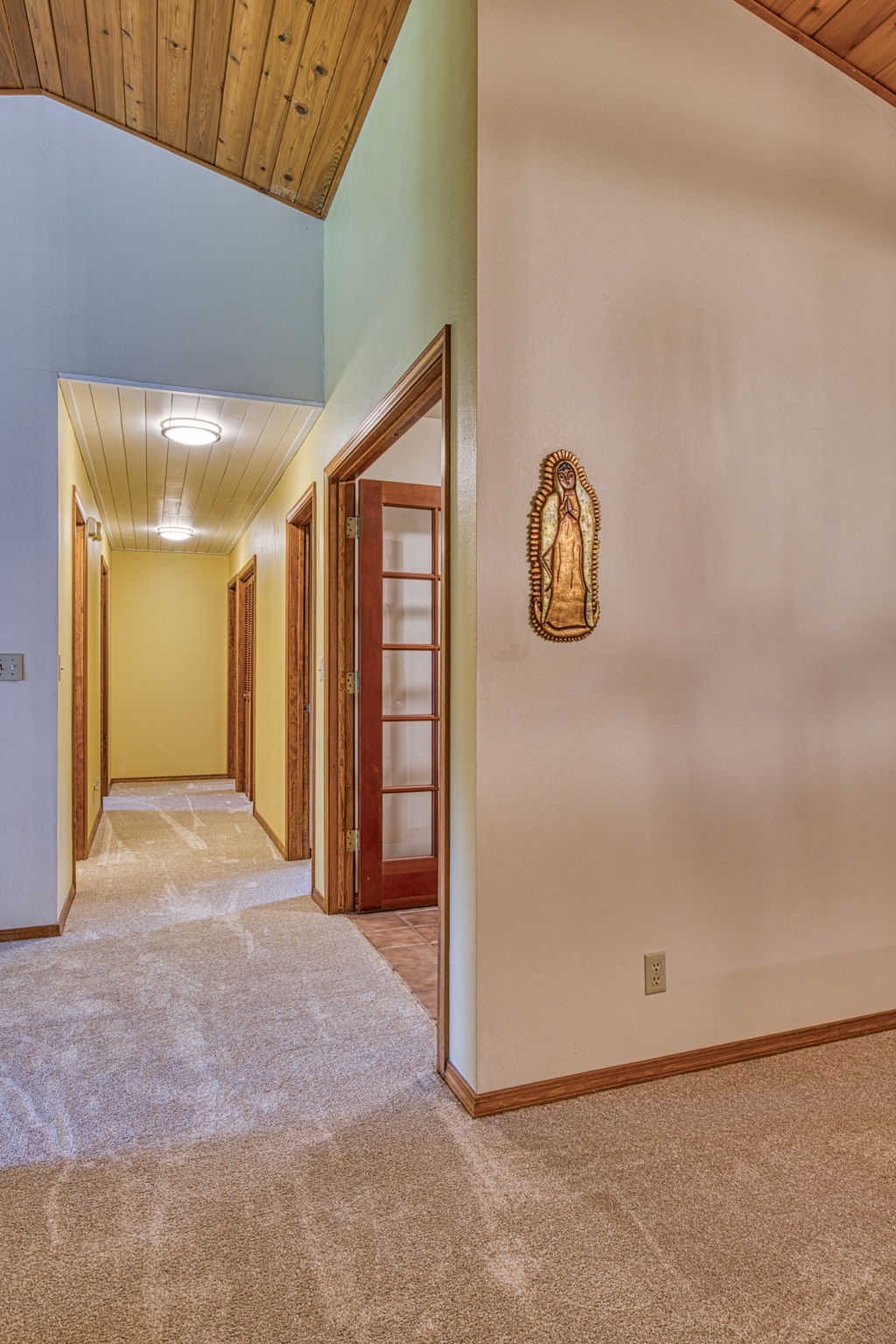 71 Four Corners Road N Property Photo 14