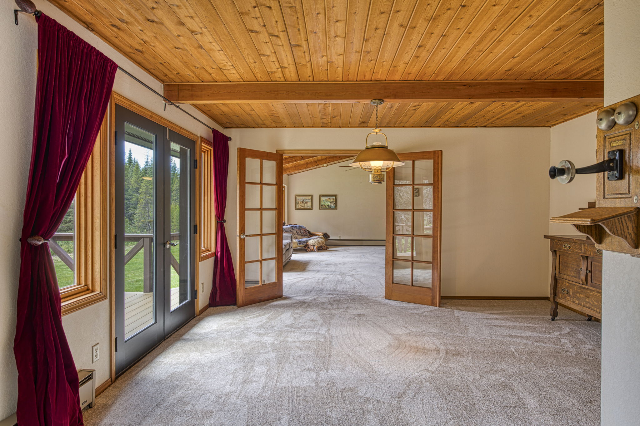 71 Four Corners Road N Property Photo 15