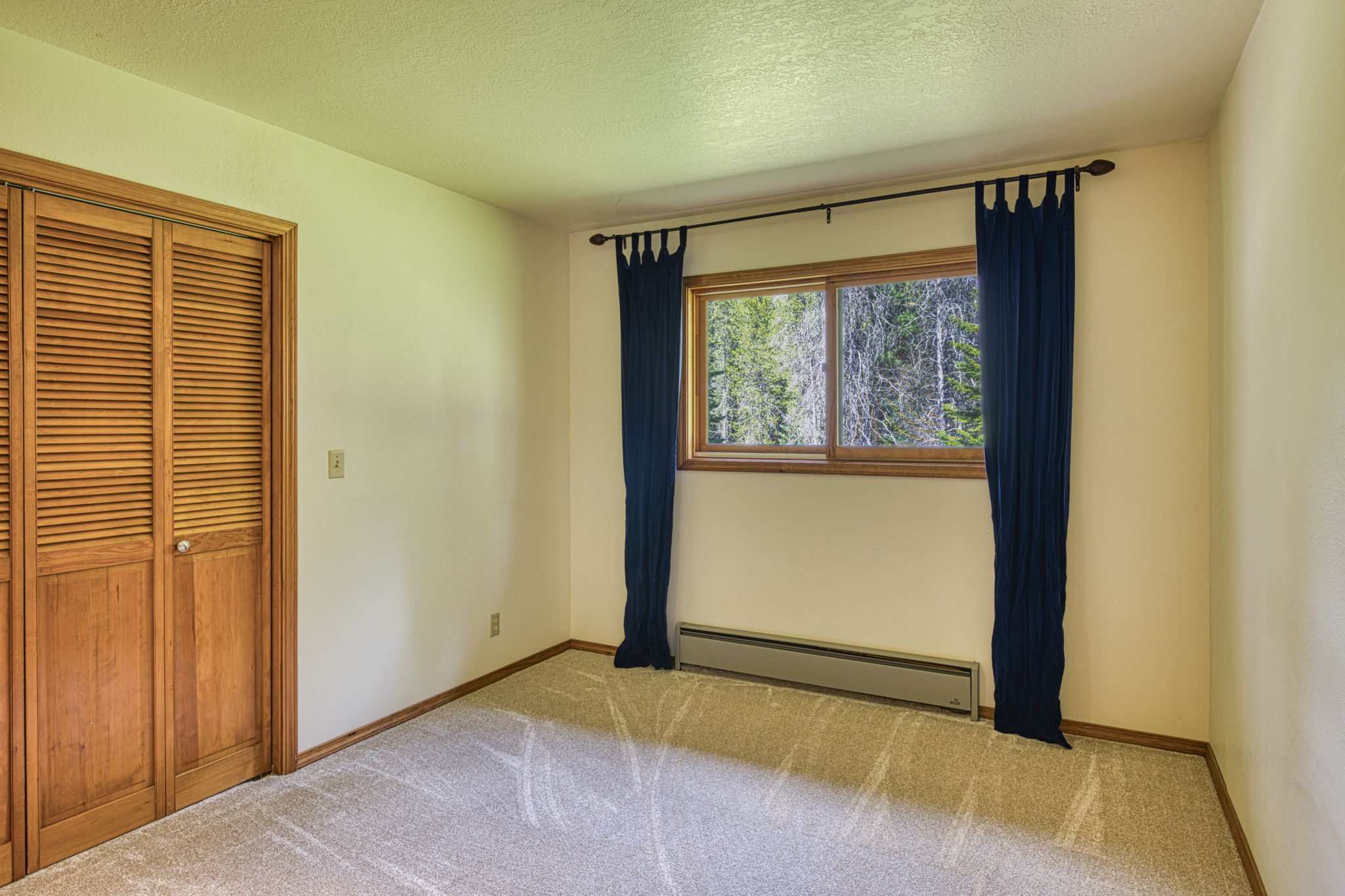 71 Four Corners Road N Property Photo 22