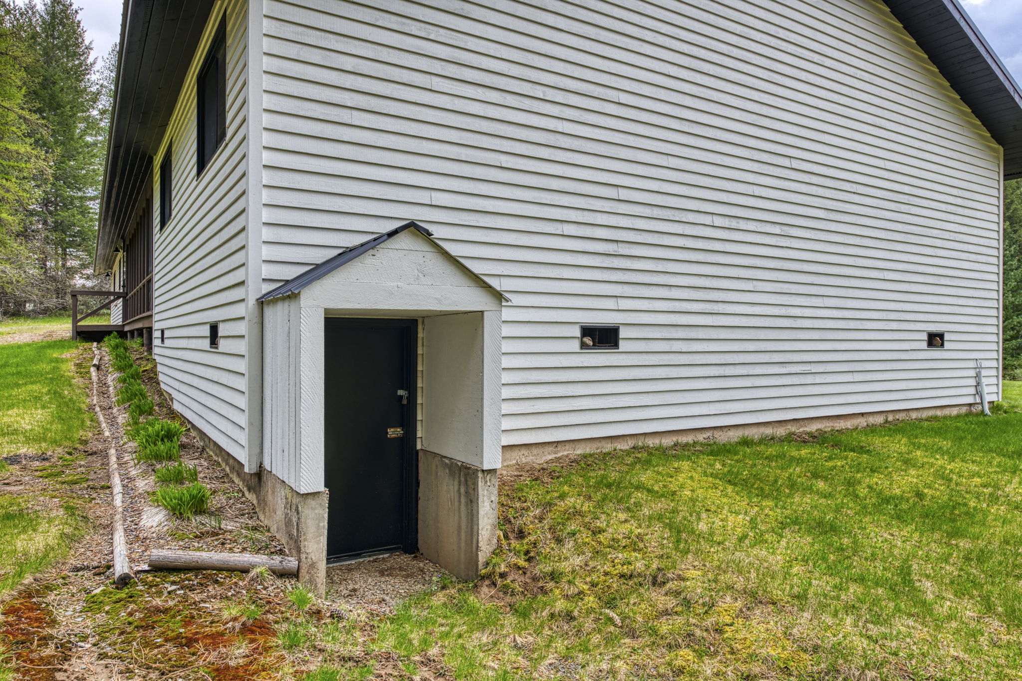 71 Four Corners Road N Property Photo 32