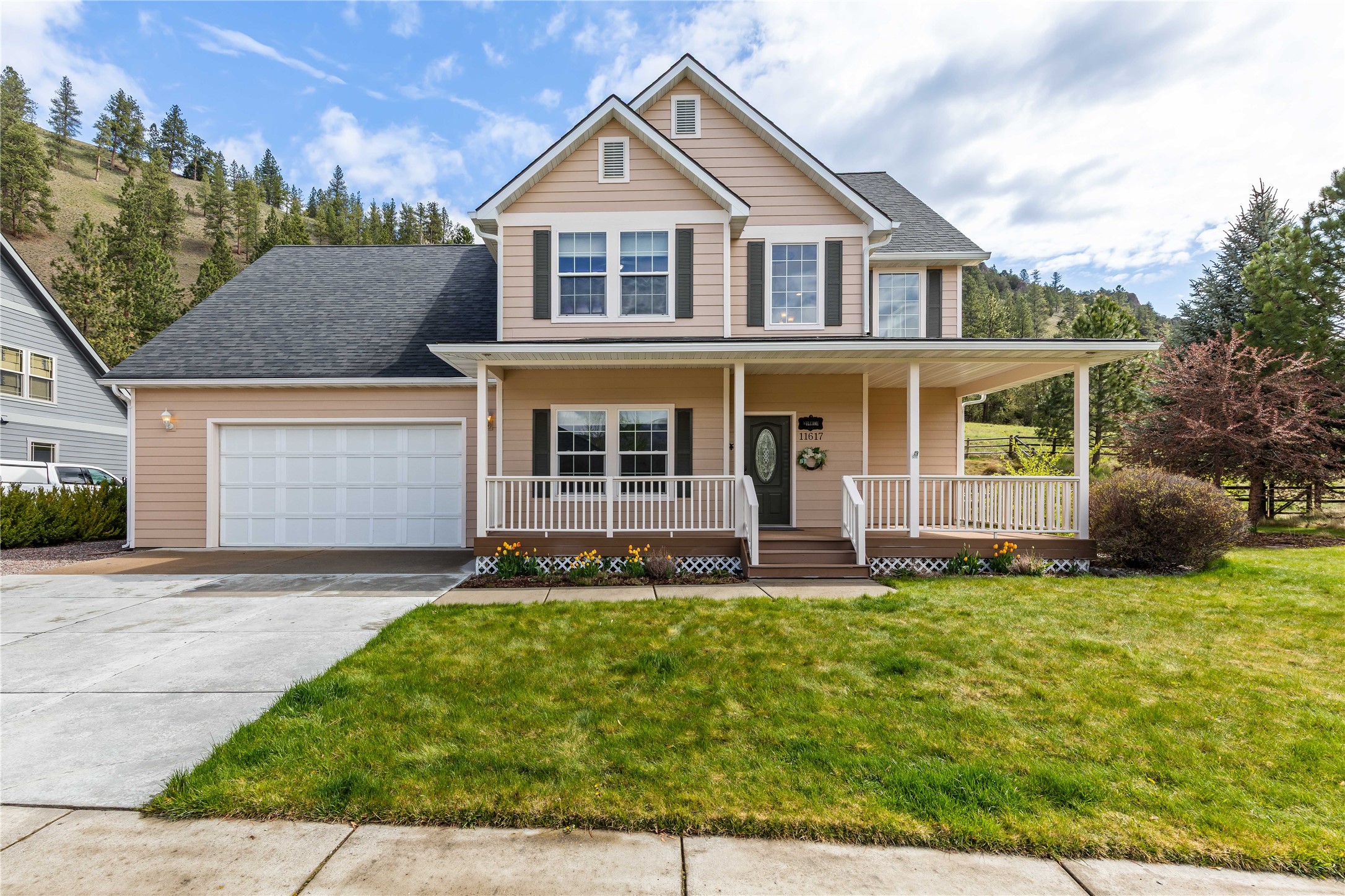 11617 Stella Blue Drive Property Photo 4