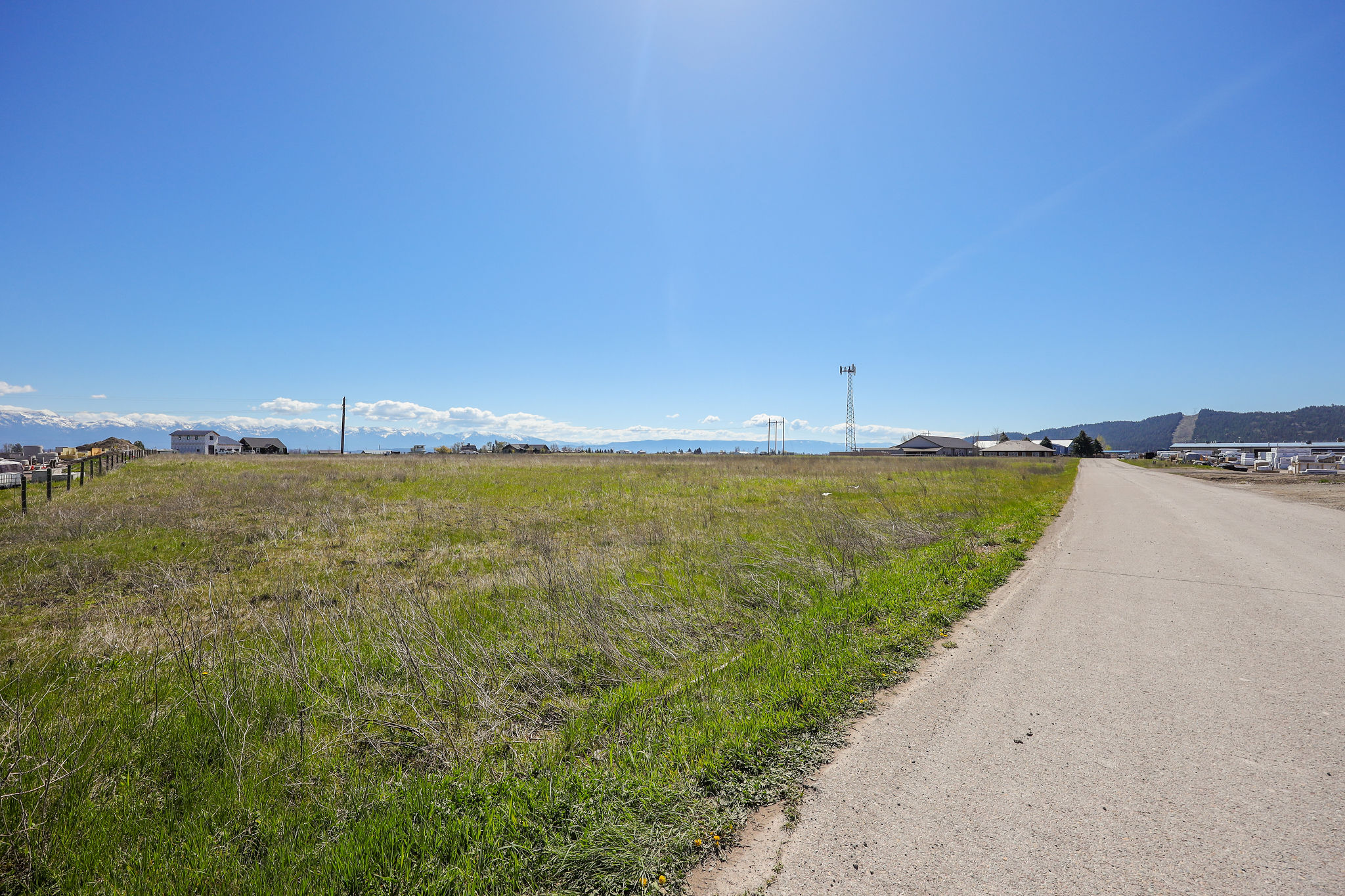208 Industrial Court Property Photo 10