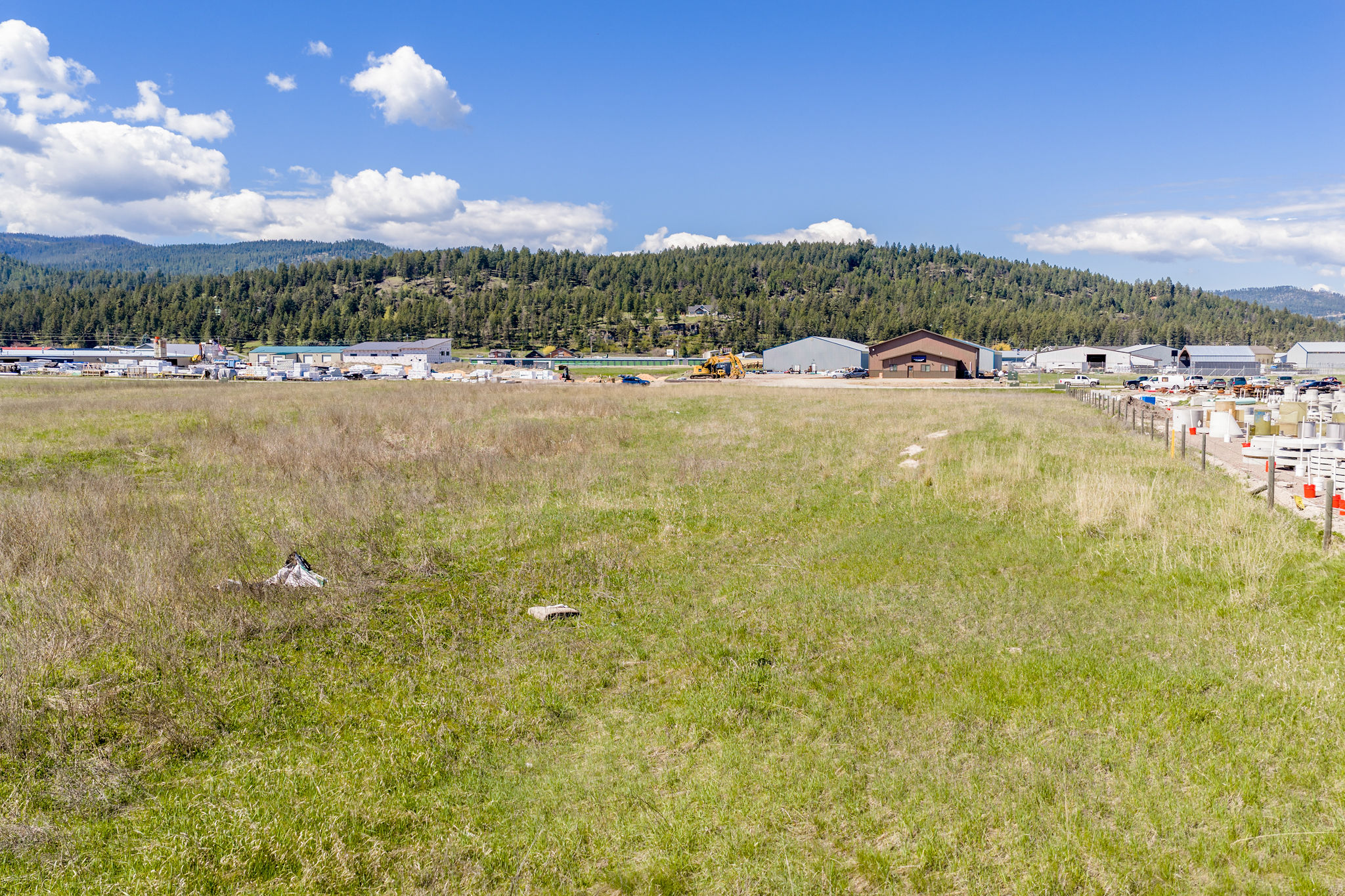 208 Industrial Court Property Photo 12